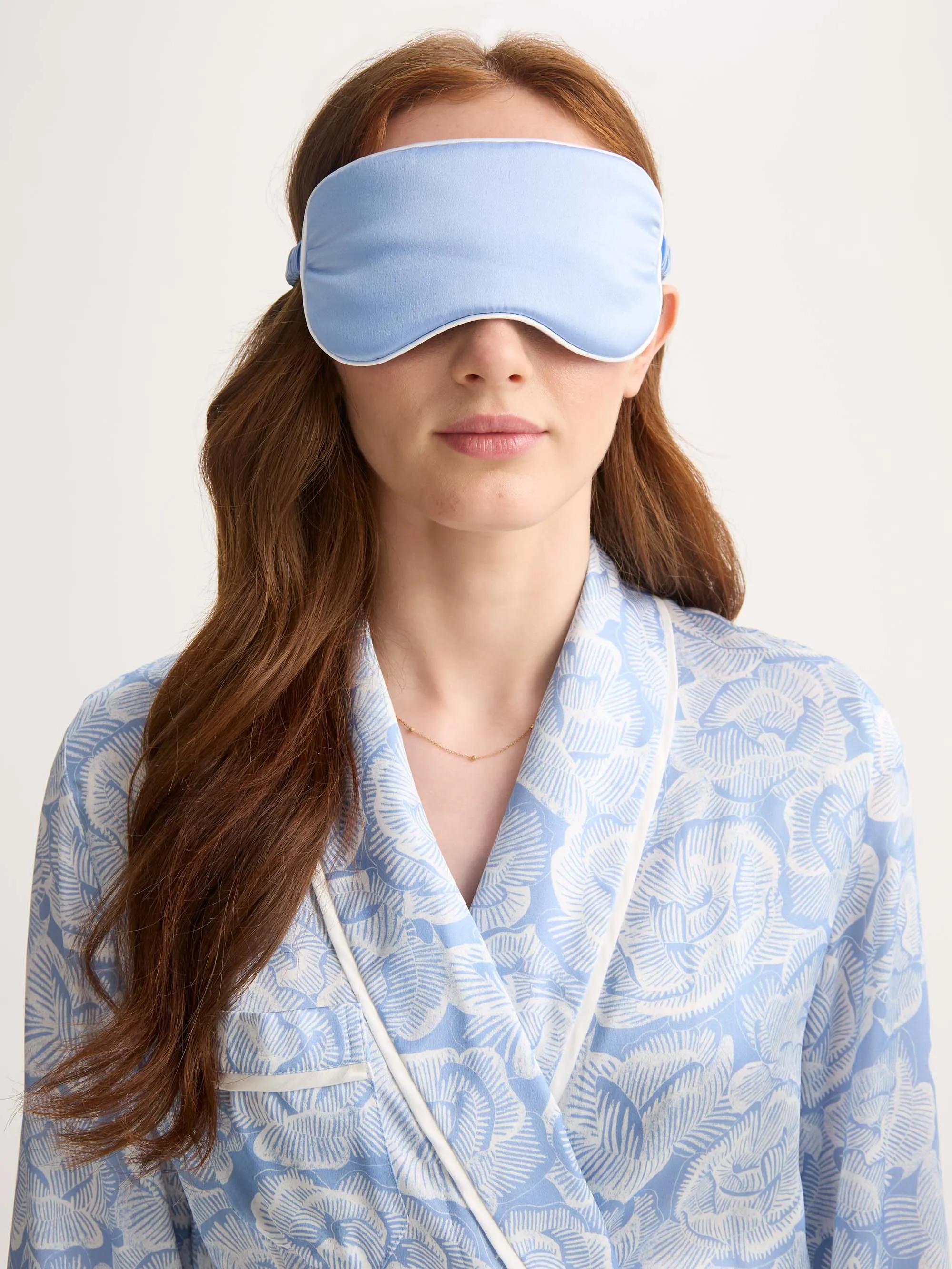 Silk Eye Mask Bailey Cloud Blue sold by Derek Rose product image thumbnail 4