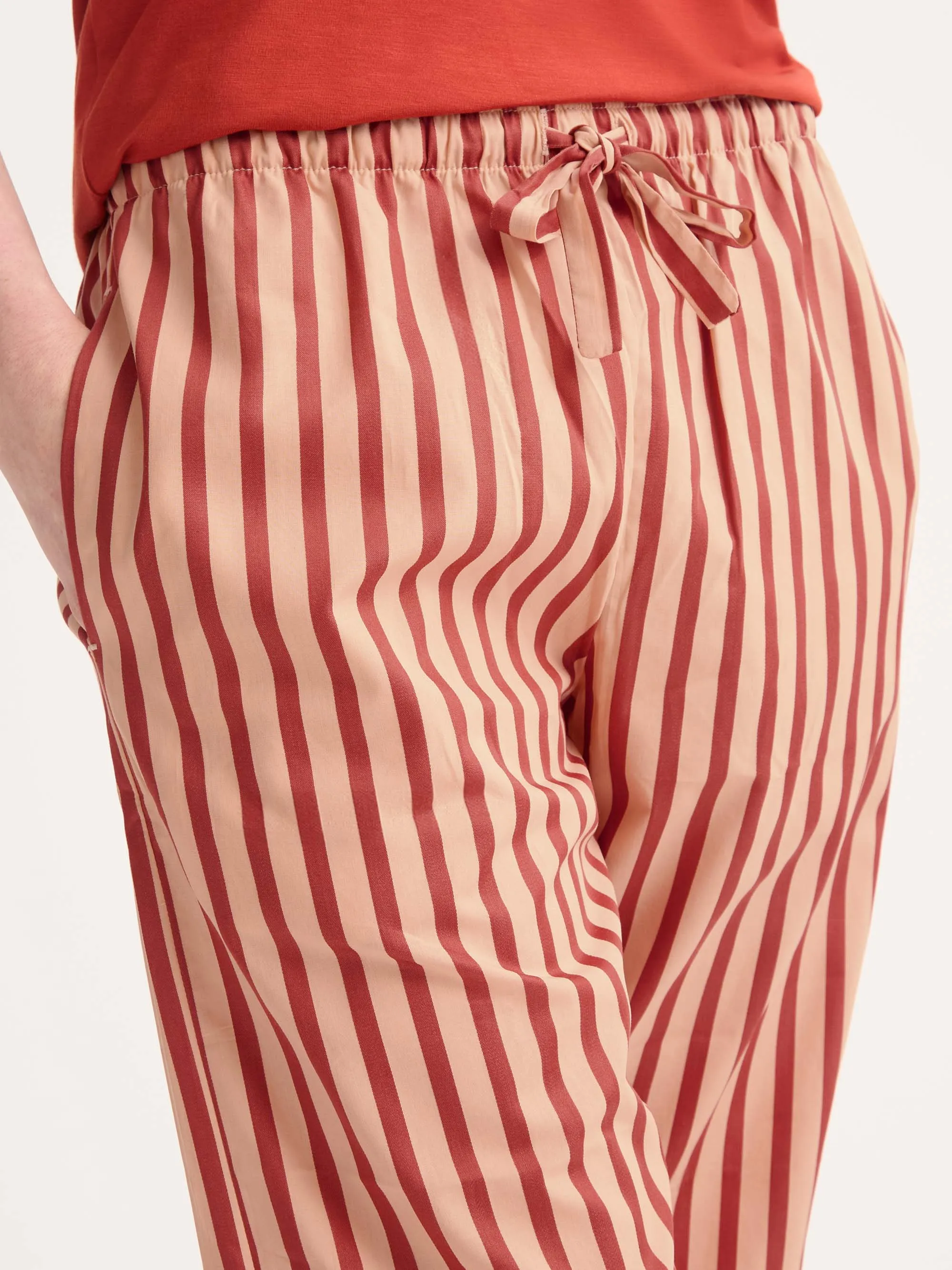 Women's Lounge Pants Capri Cotton Batiste Red & Peach Stripe sold by Derek Rose product image thumbnail 4