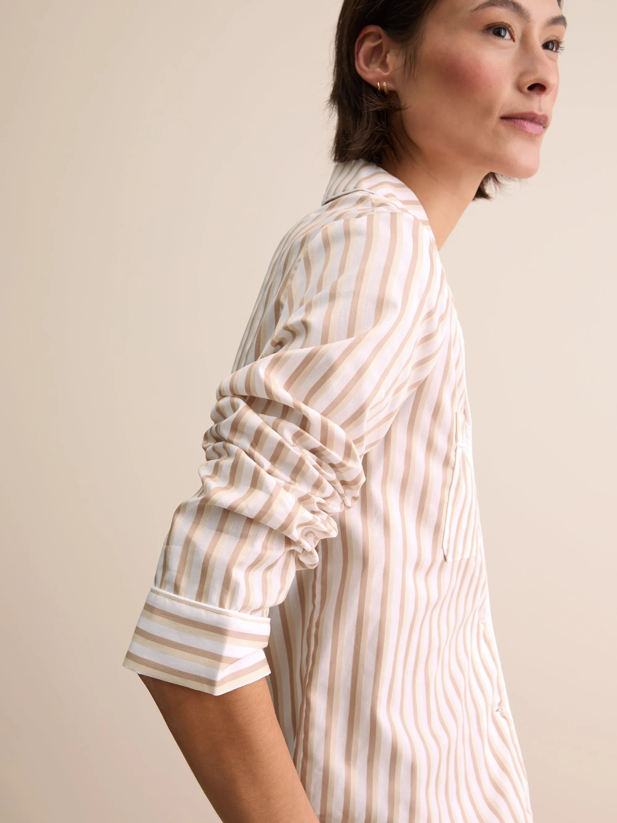 Women's Pajamas Capri Cotton Batiste Fawn Stripe sold by Derek Rose product image thumbnail 5