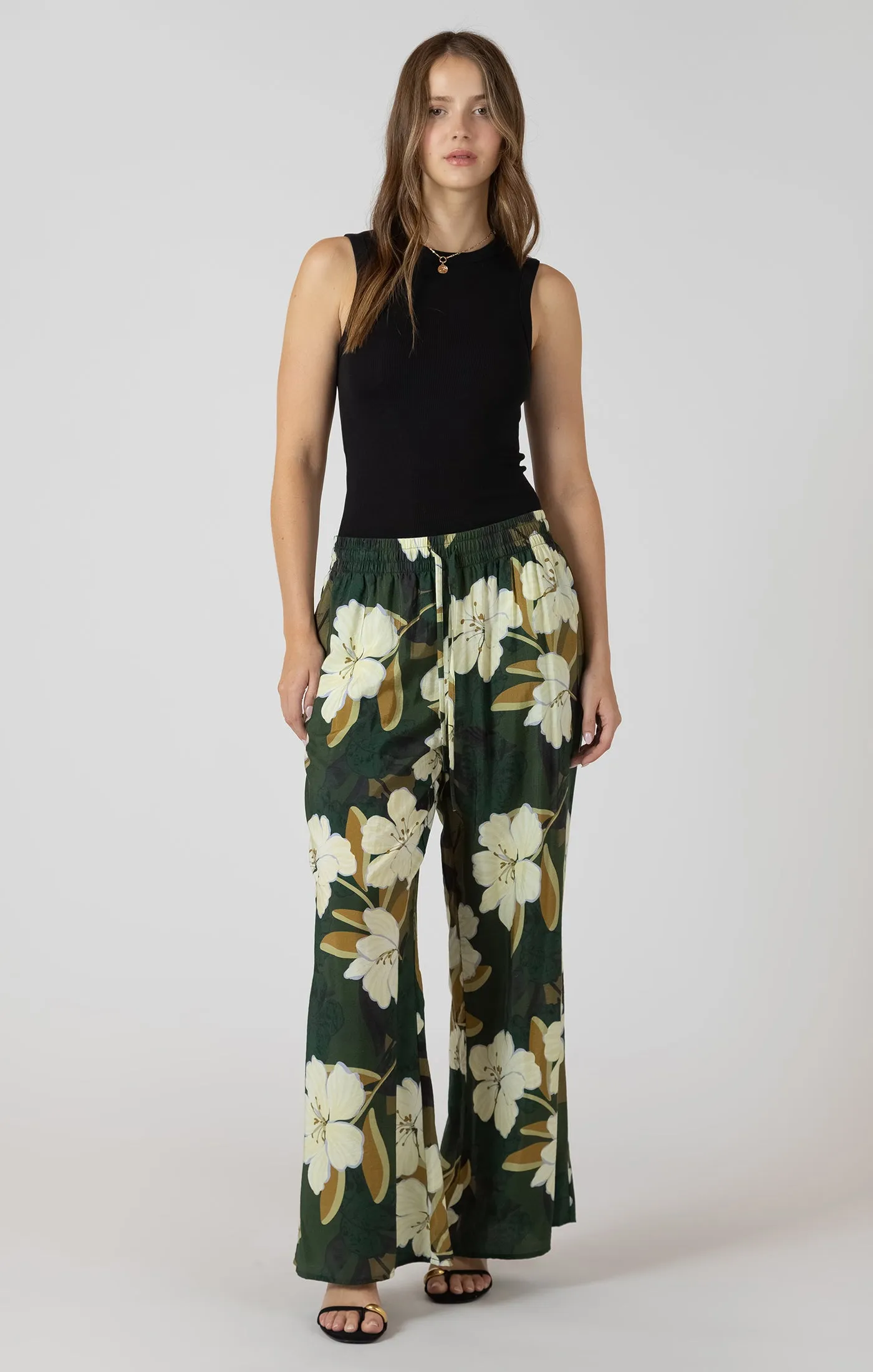 WIDE LEG FLOWY PANTS sold by Dex