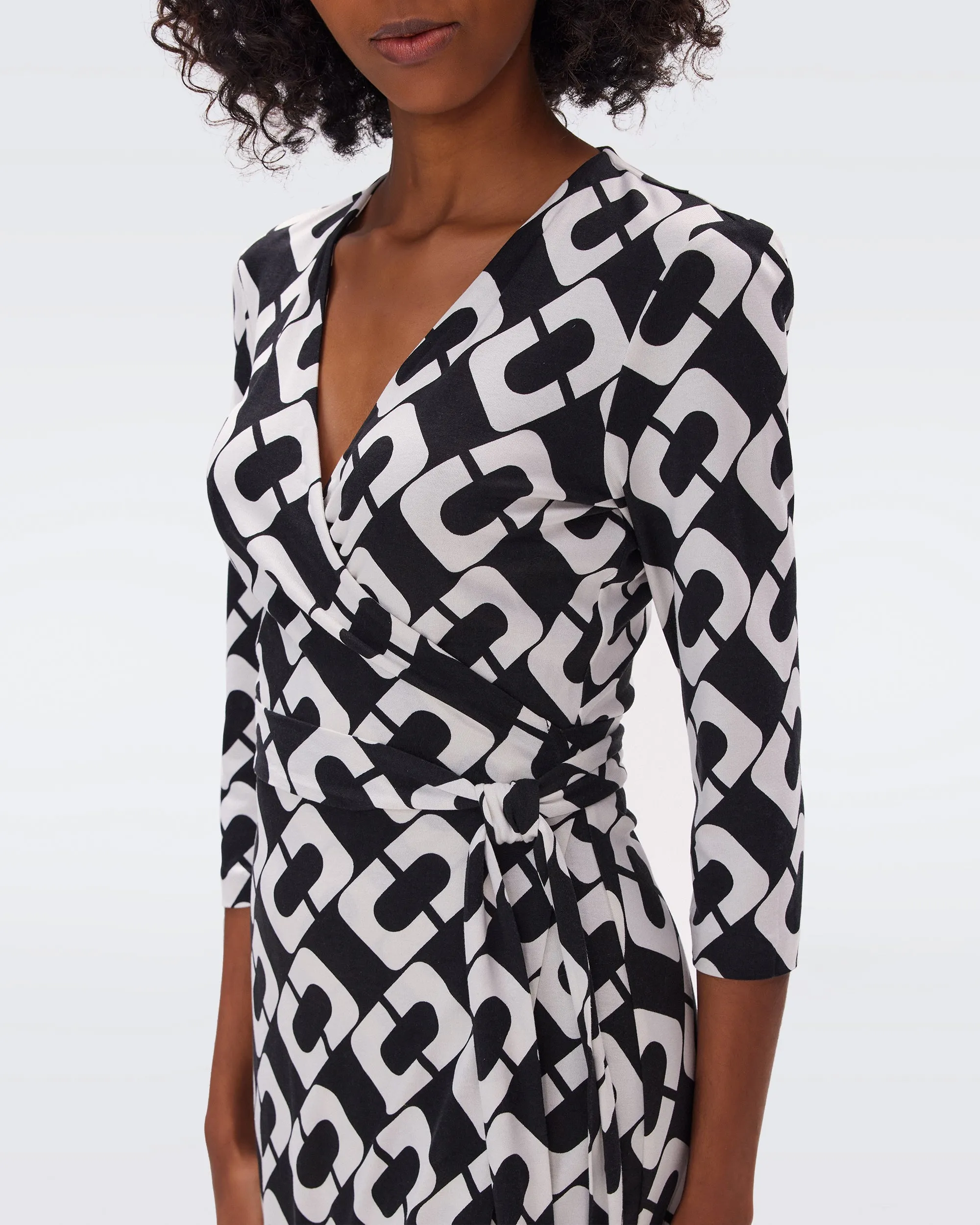 Julian Silk Jersey Wrap Dress sold by Diane Von Furstenberg product image thumbnail 4