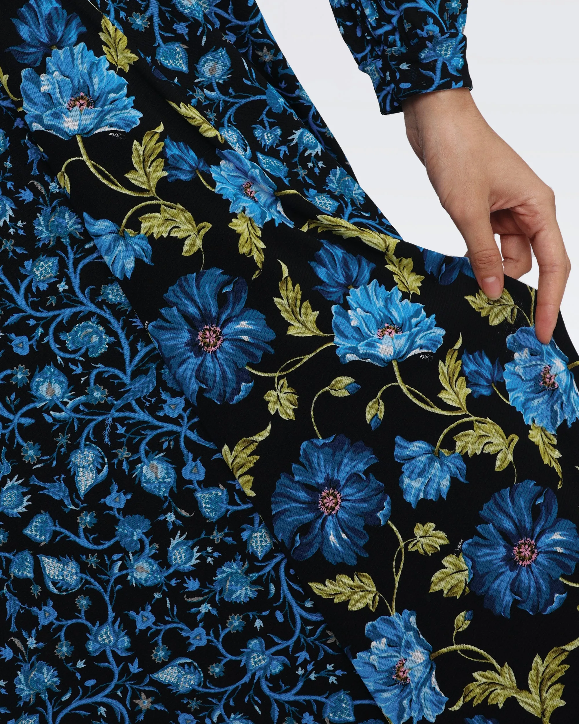 Phoenix Reversible Mesh Wrap Dress sold by Diane Von Furstenberg product image thumbnail 2