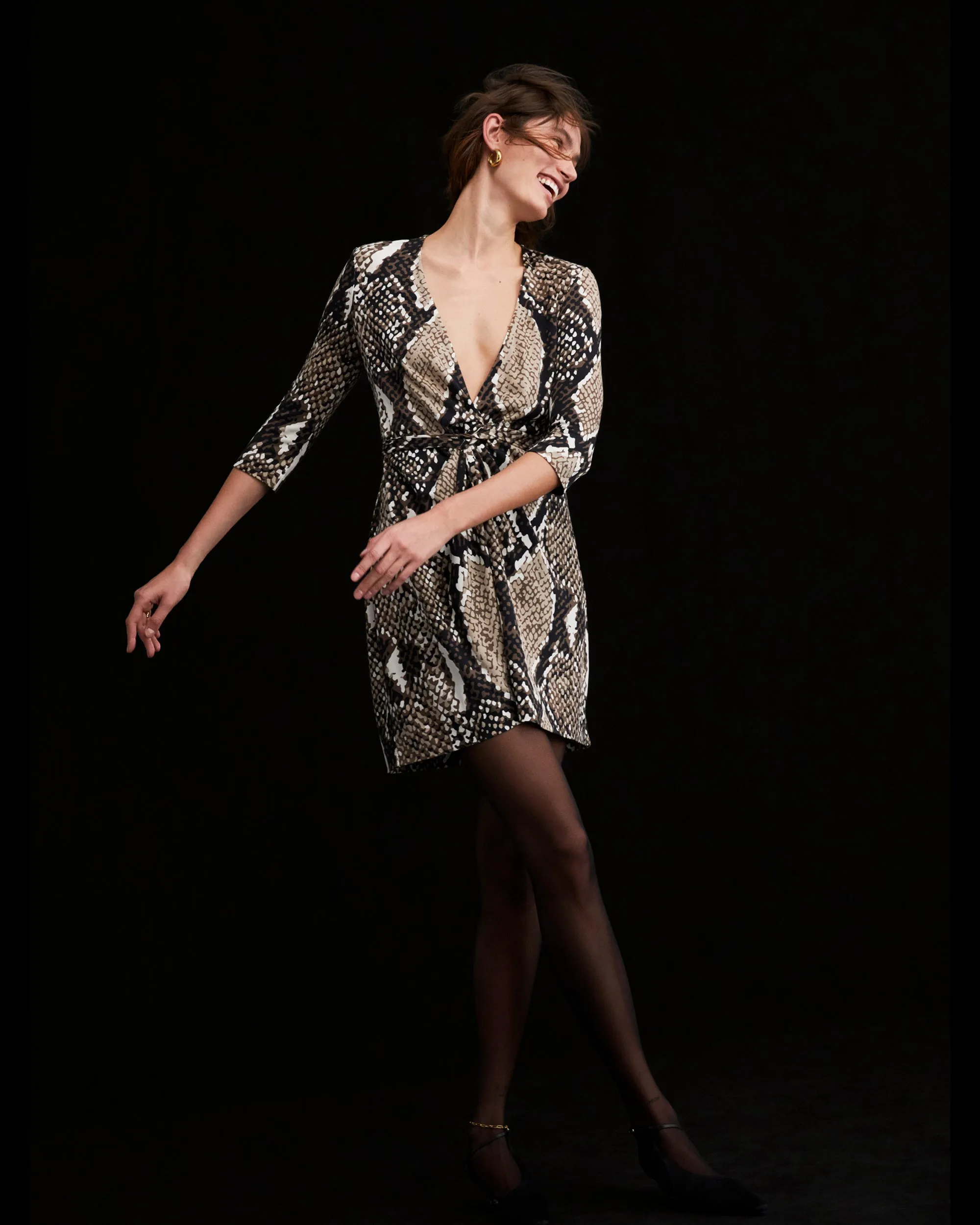 Julian Silk Jersey Wrap Dress sold by Diane Von Furstenberg product image thumbnail 4