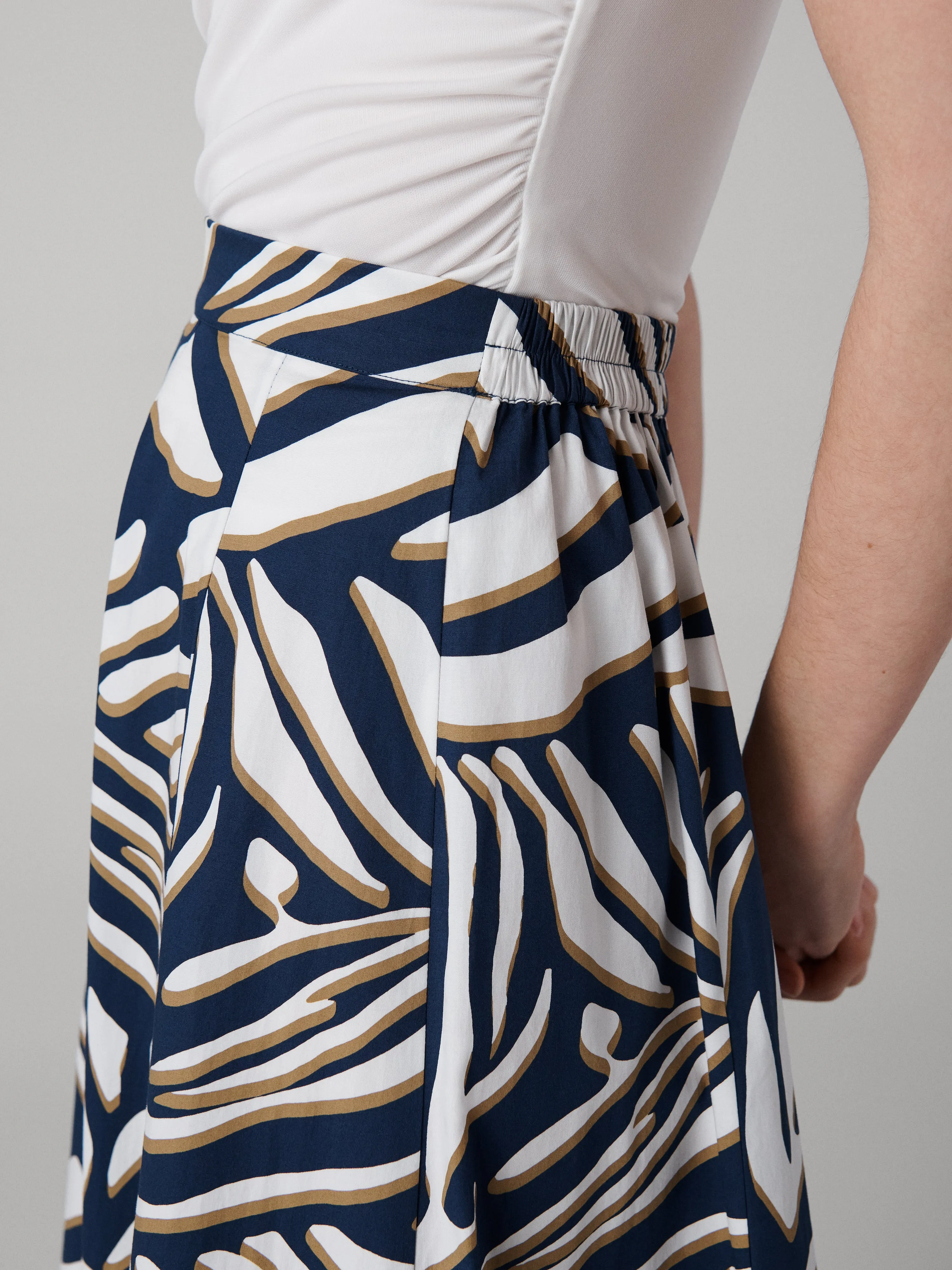 Finnley Skirt sold by Diane Von Furstenberg product image thumbnail 4