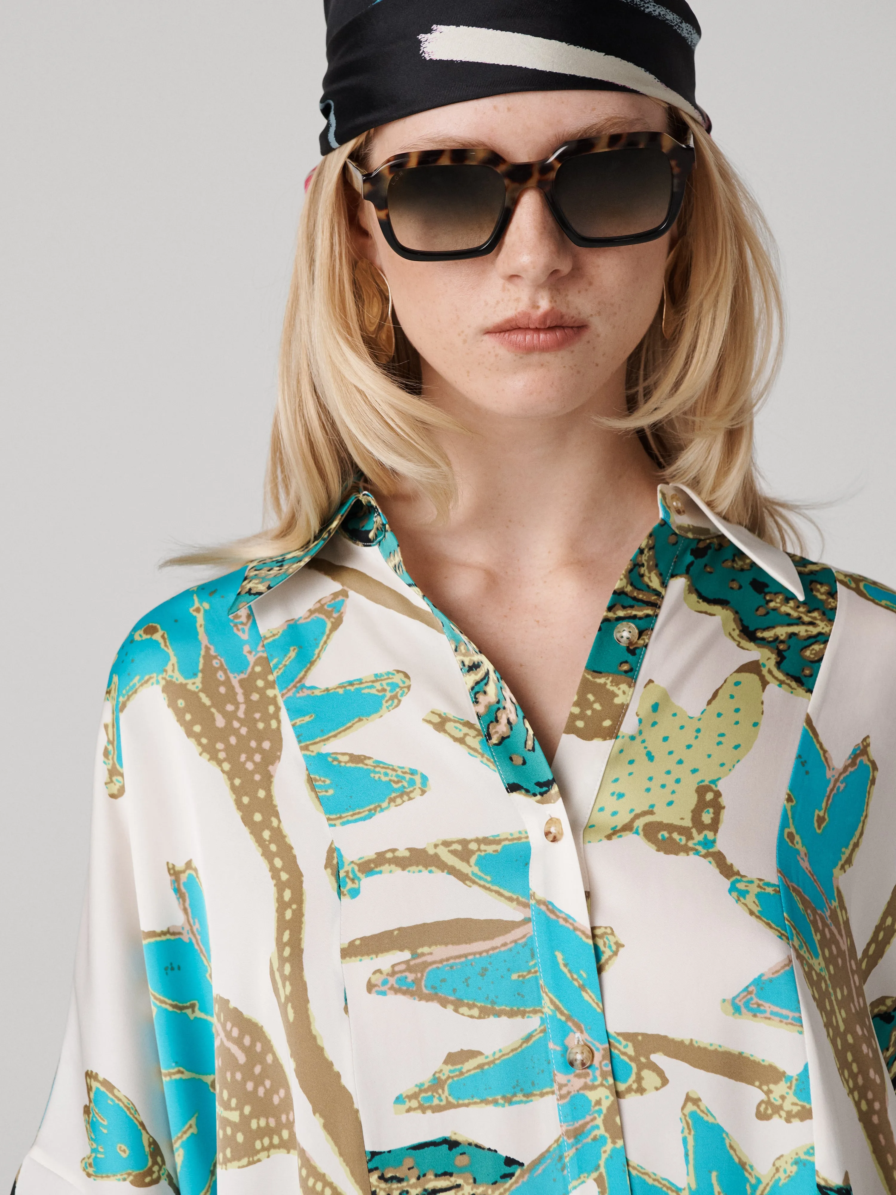 Diane Short Sleeve Top sold by Diane Von Furstenberg product image thumbnail 2