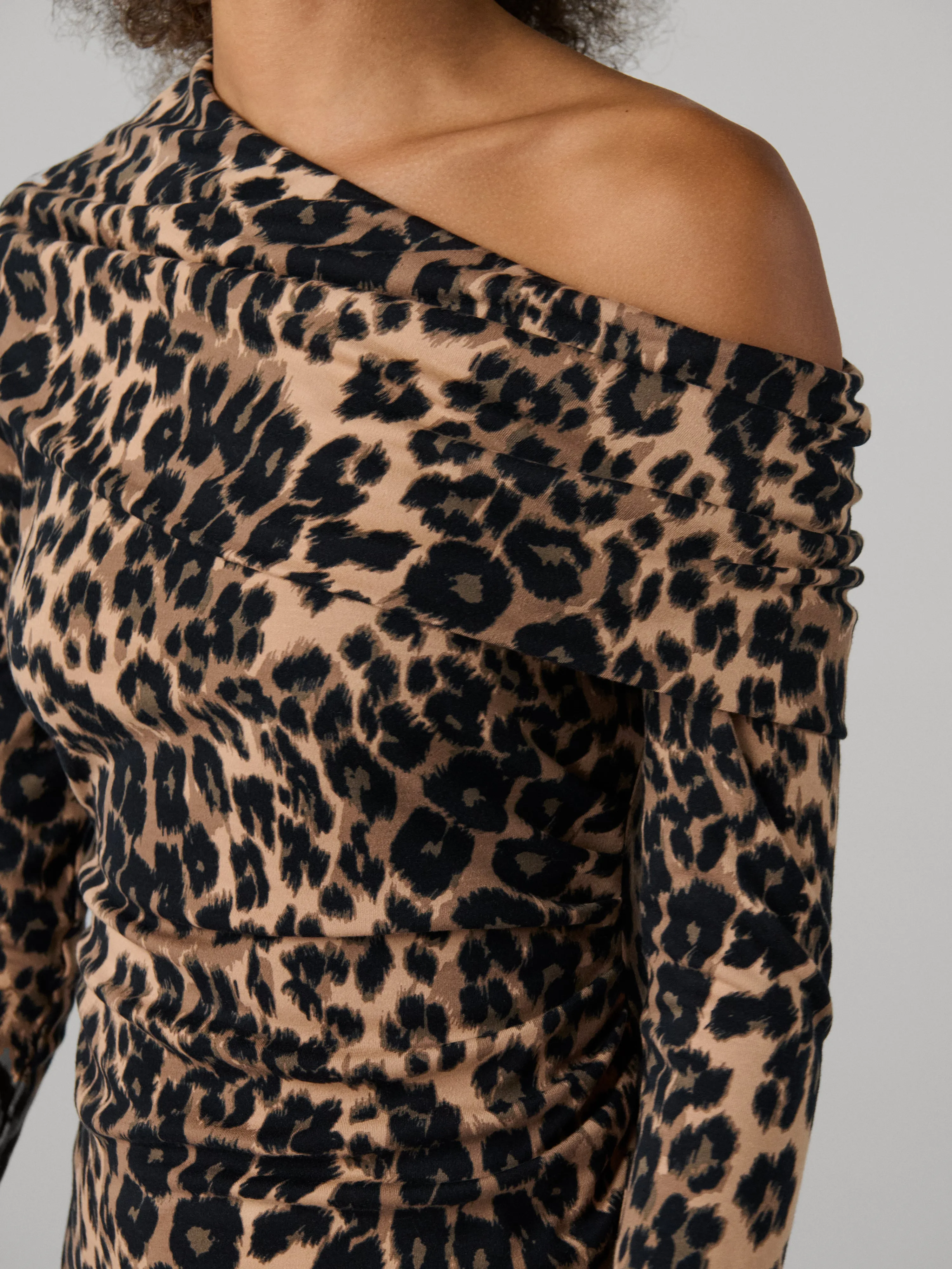 Cici Top sold by Diane Von Furstenberg product image thumbnail 2