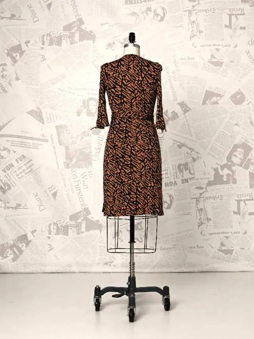 Tigerlily Wrap Dress - DVF Vintage sold by Diane Von Furstenberg product image thumbnail 2