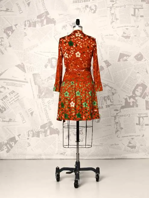 Sylvia Silk Wrap Dress - DVF Vintage sold by Diane Von Furstenberg product image thumbnail 2