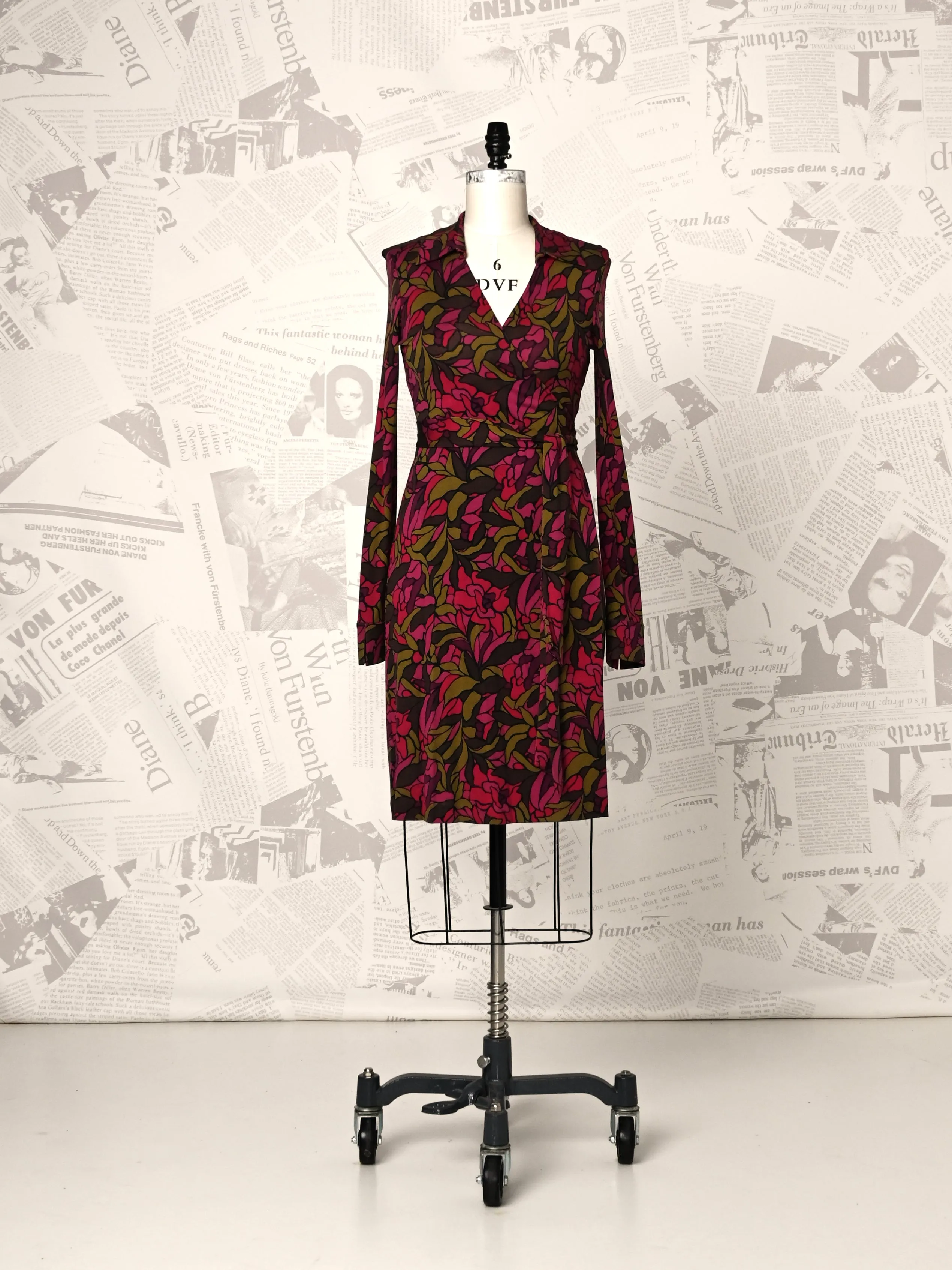 Jeanne Silk Wrap Dress - DVF Vintage sold by Diane Von Furstenberg