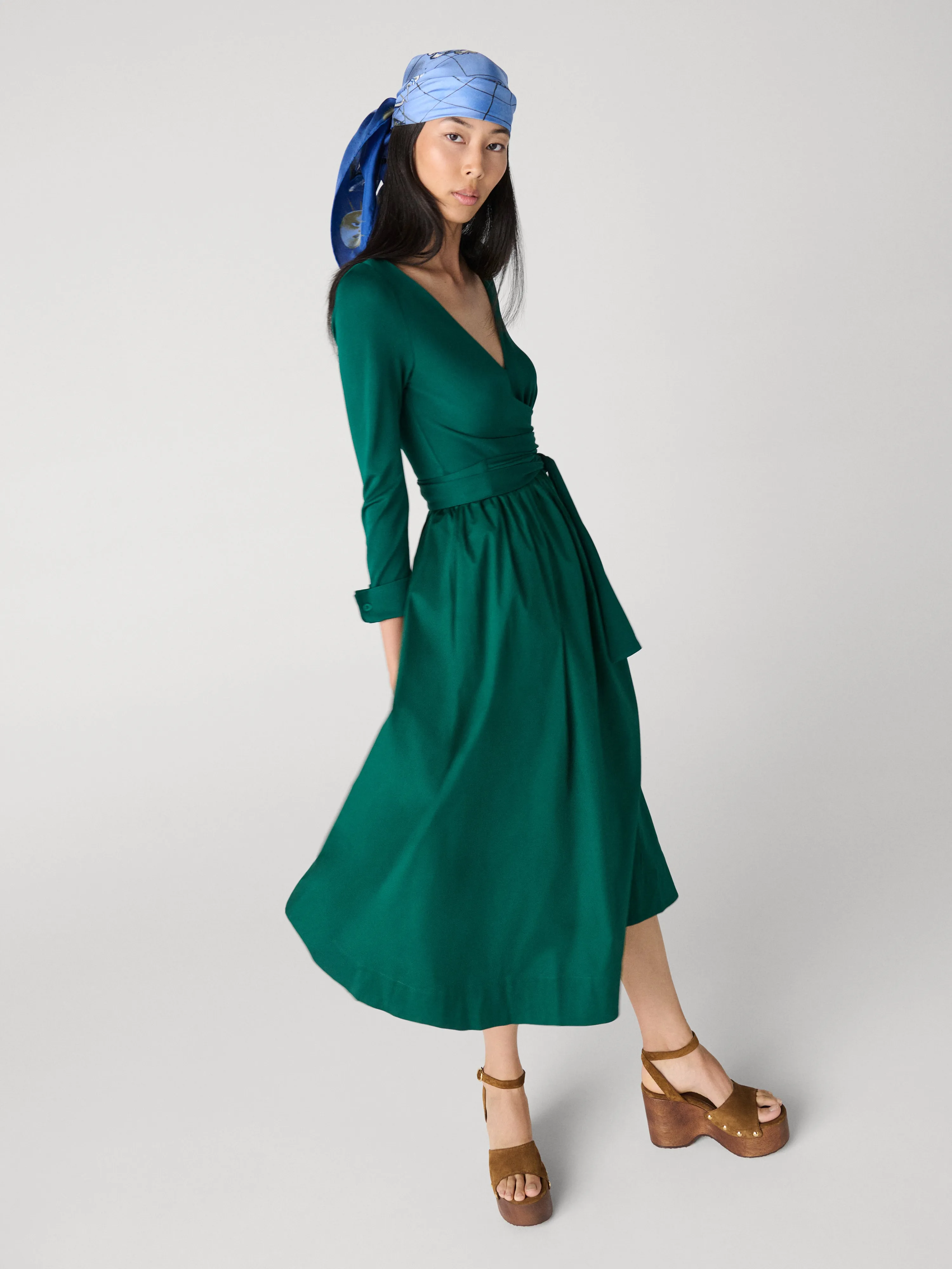 Ballerina Wrap Dress sold by Diane Von Furstenberg product image thumbnail 4