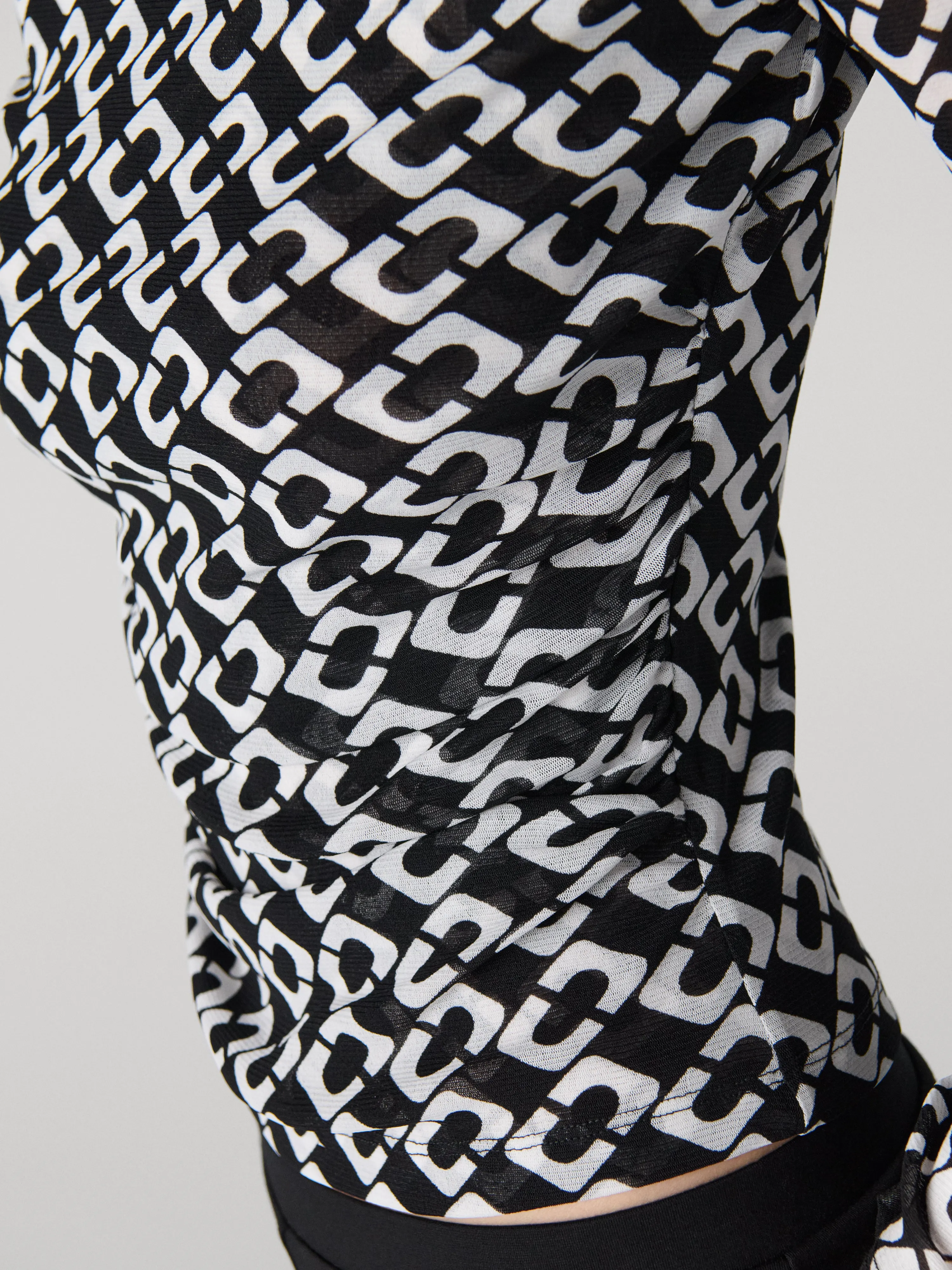 Logan Top sold by Diane Von Furstenberg product image thumbnail 2