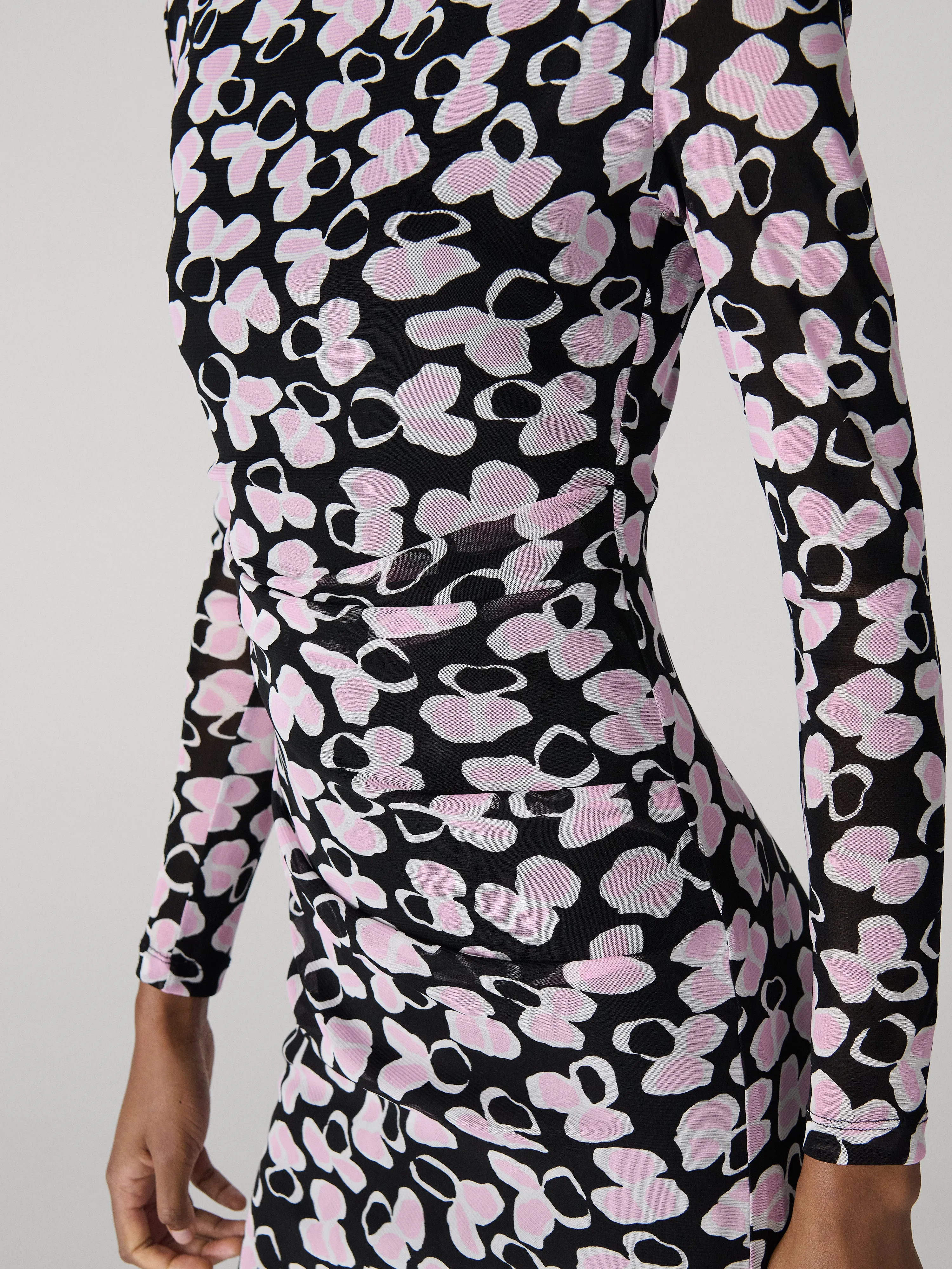 Darrius Long Sleeve Dress sold by Diane Von Furstenberg product image thumbnail 2
