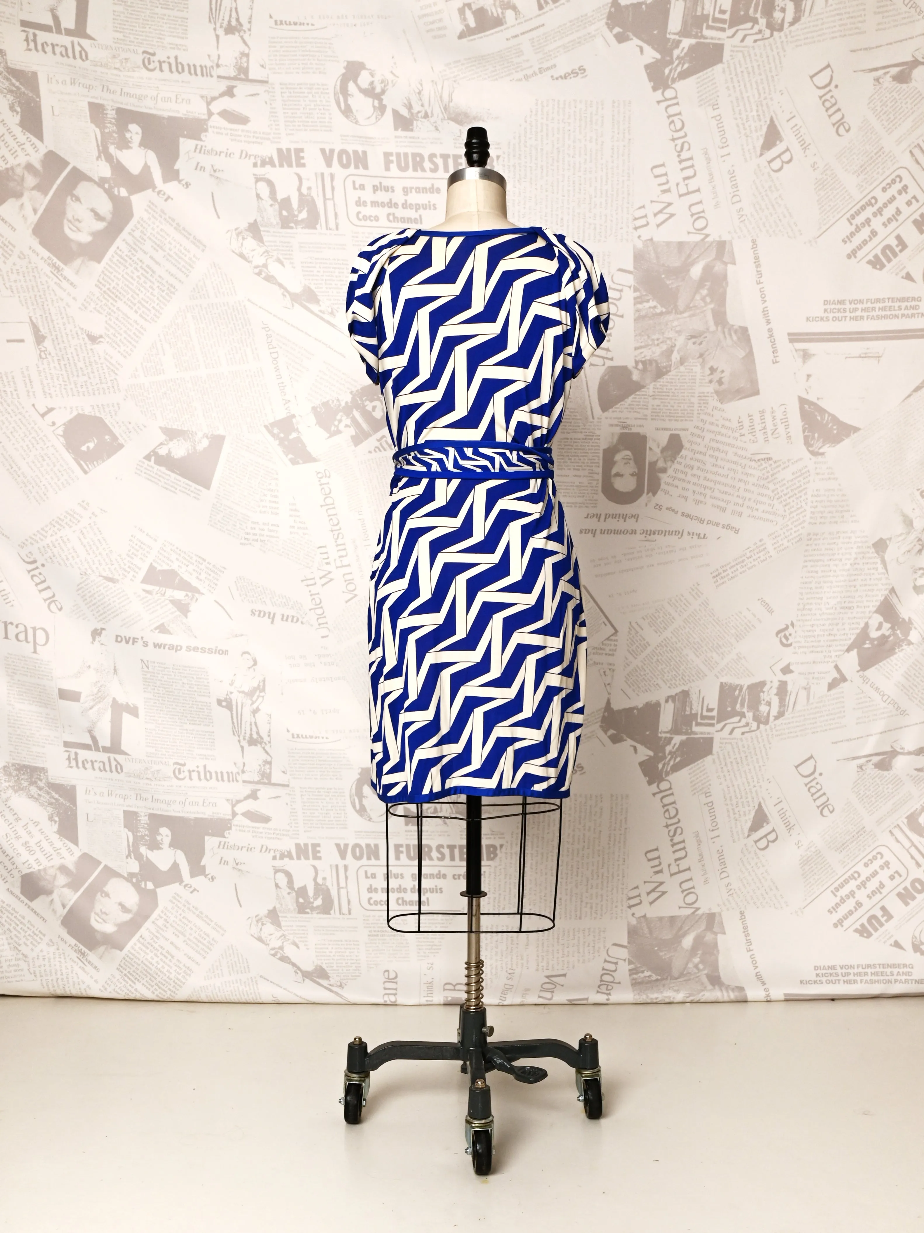 Silk Twill Wrap Dress - DVF Vintage sold by Diane Von Furstenberg product image thumbnail 2