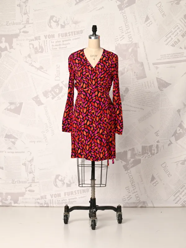 Savilla Lips Dress - DVF Vintage sold by Diane Von Furstenberg