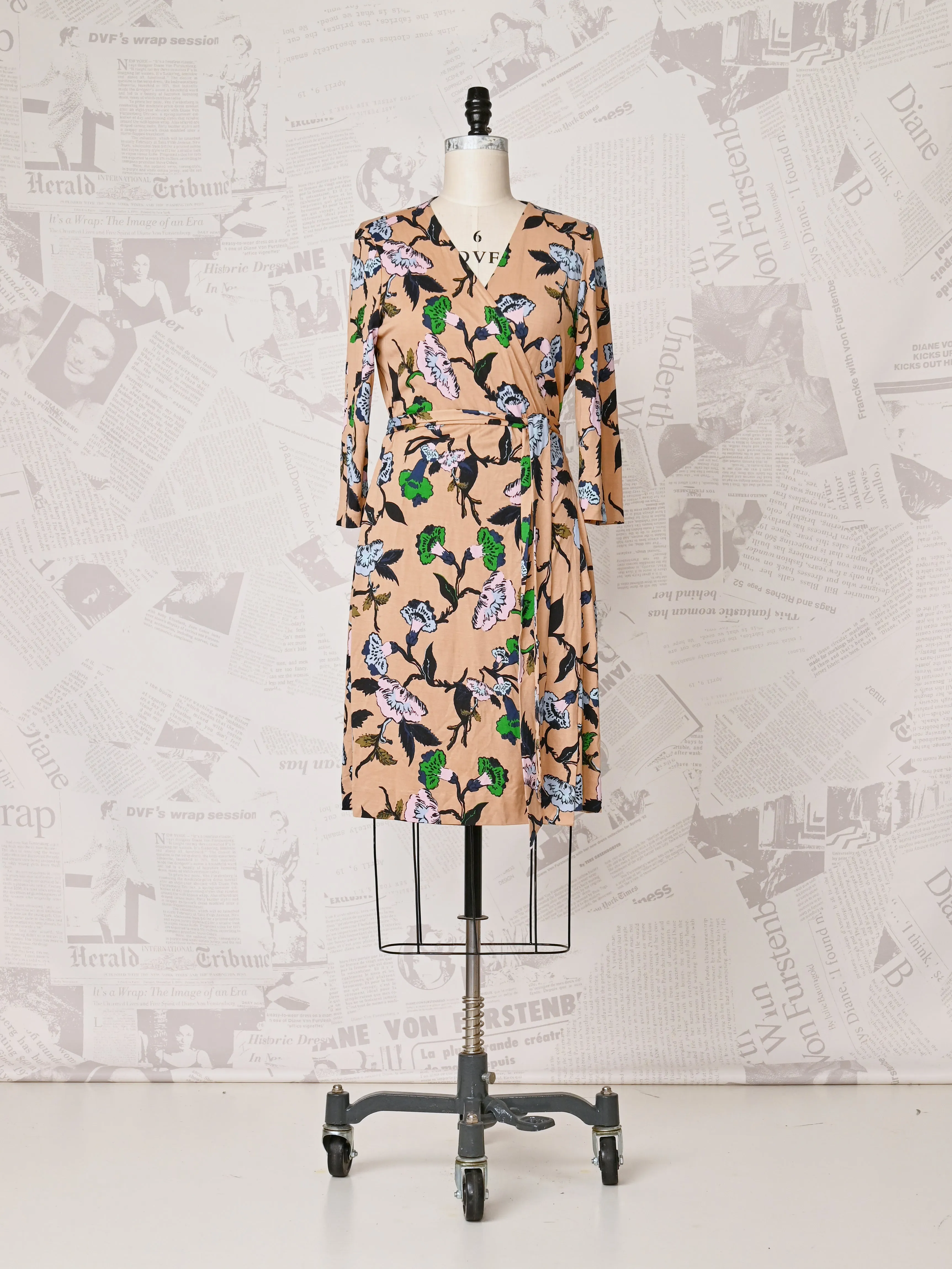 Julian Silk Jersey Wrap Dress - DVF Vintage sold by Diane Von Furstenberg