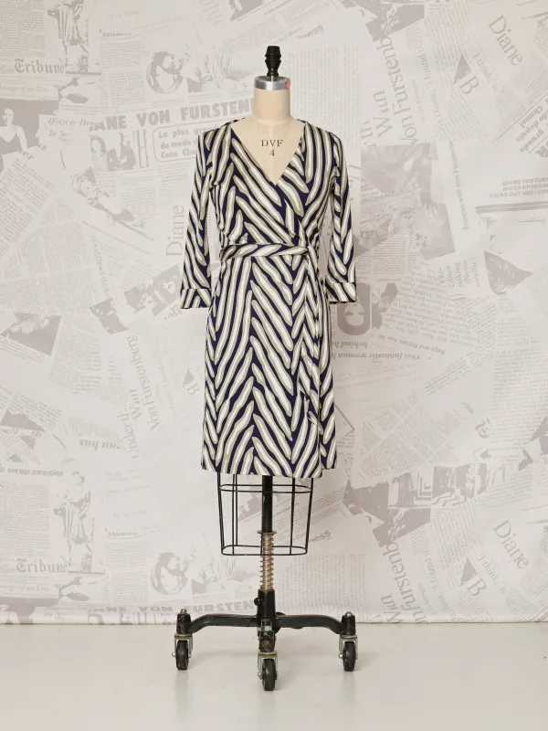 New Julian Wrap Dress - DVF Vintage made by Diane Von Furstenberg
