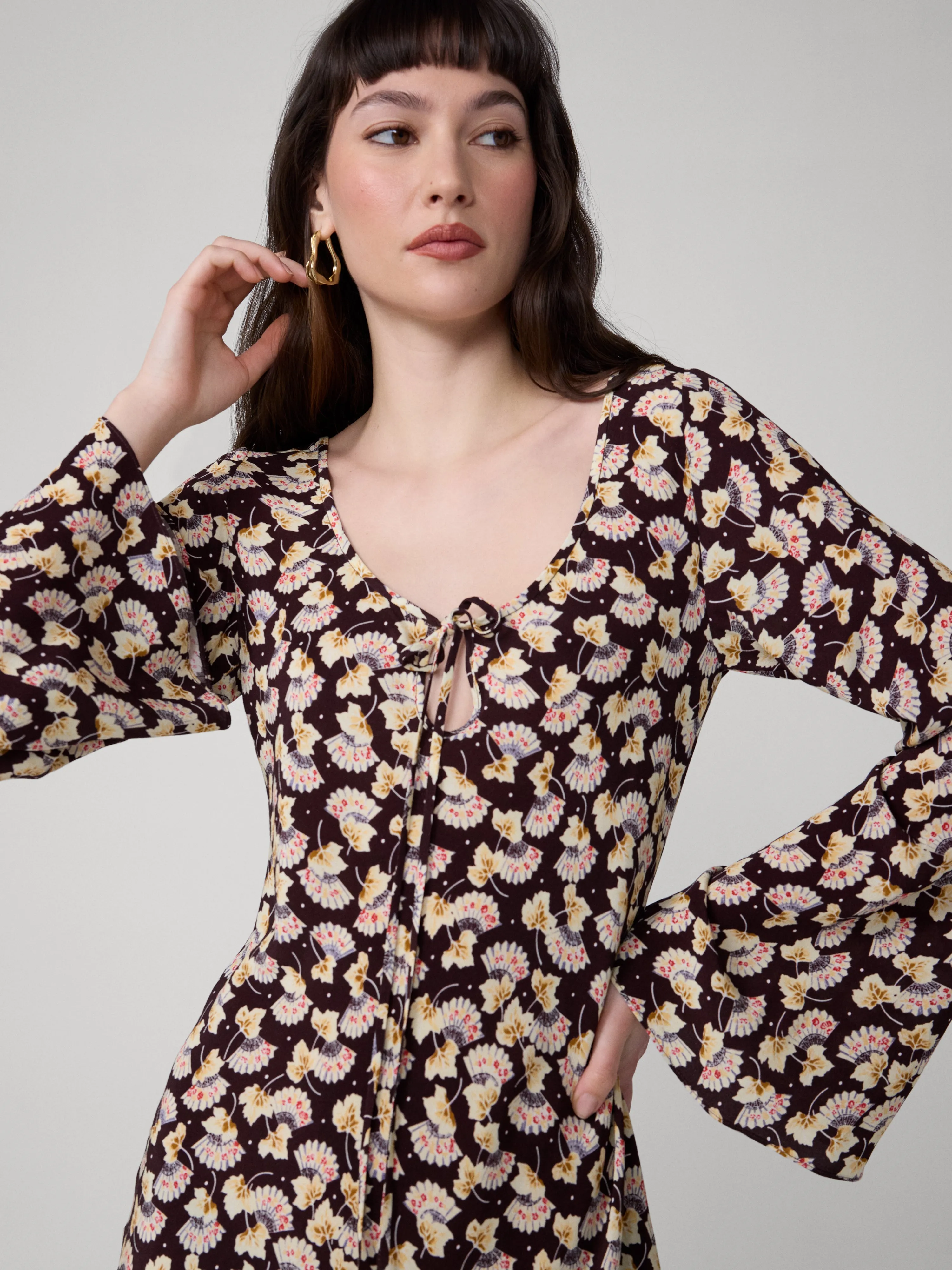 Daisy Dress sold by Diane Von Furstenberg product image thumbnail 4