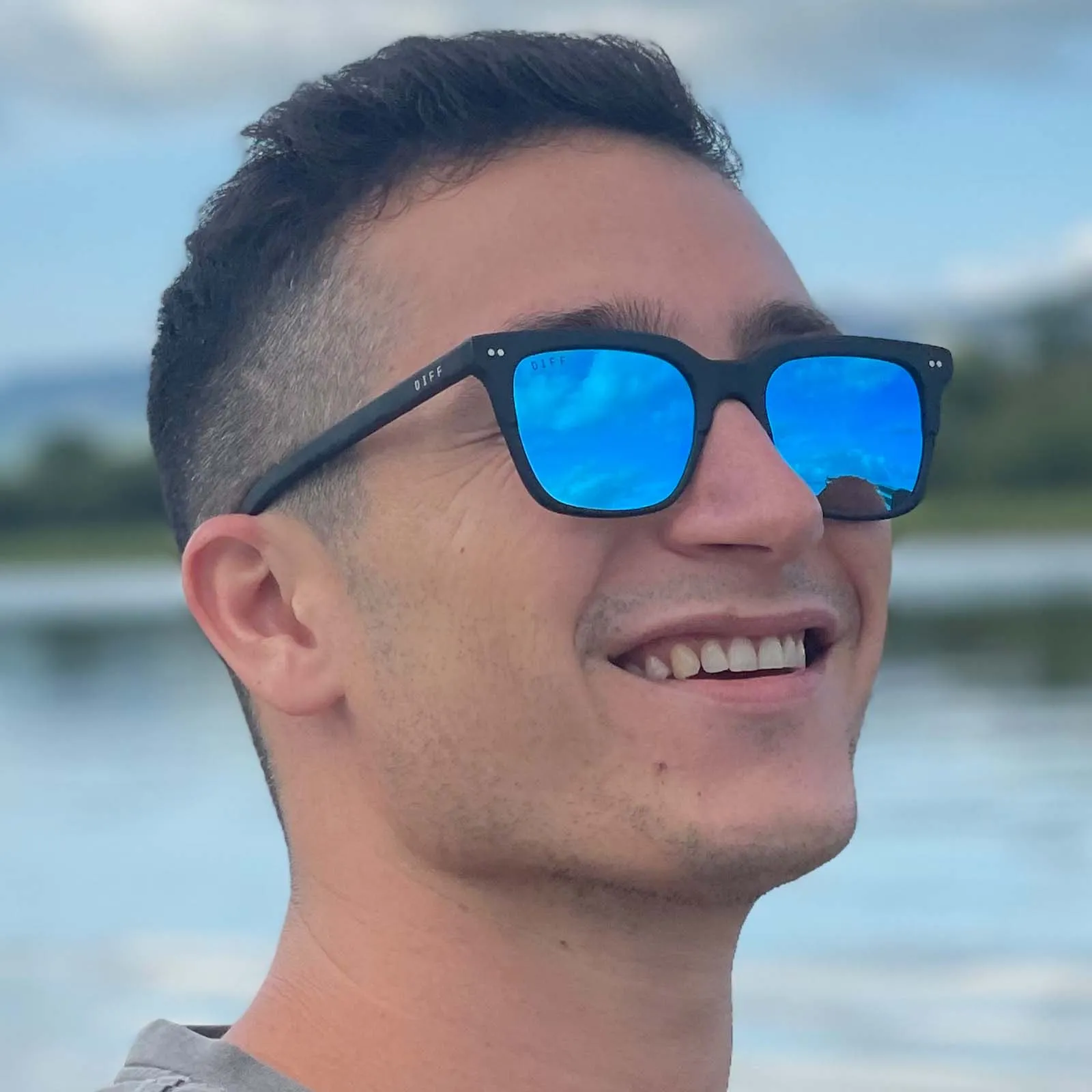 BILLIE - MATTE BLACK + BLUE MIRROR SUNGLASSES sold by Diff Eyewear product image thumbnail 4