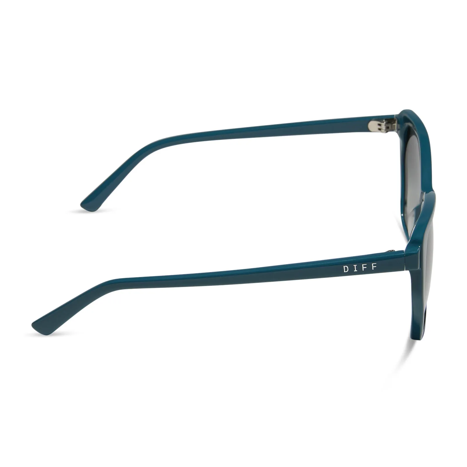 VERA - DEEP SPACE + GREY GRADIENT + POLARIZED SUNGLASSES sold by Diff Eyewear product image thumbnail 3