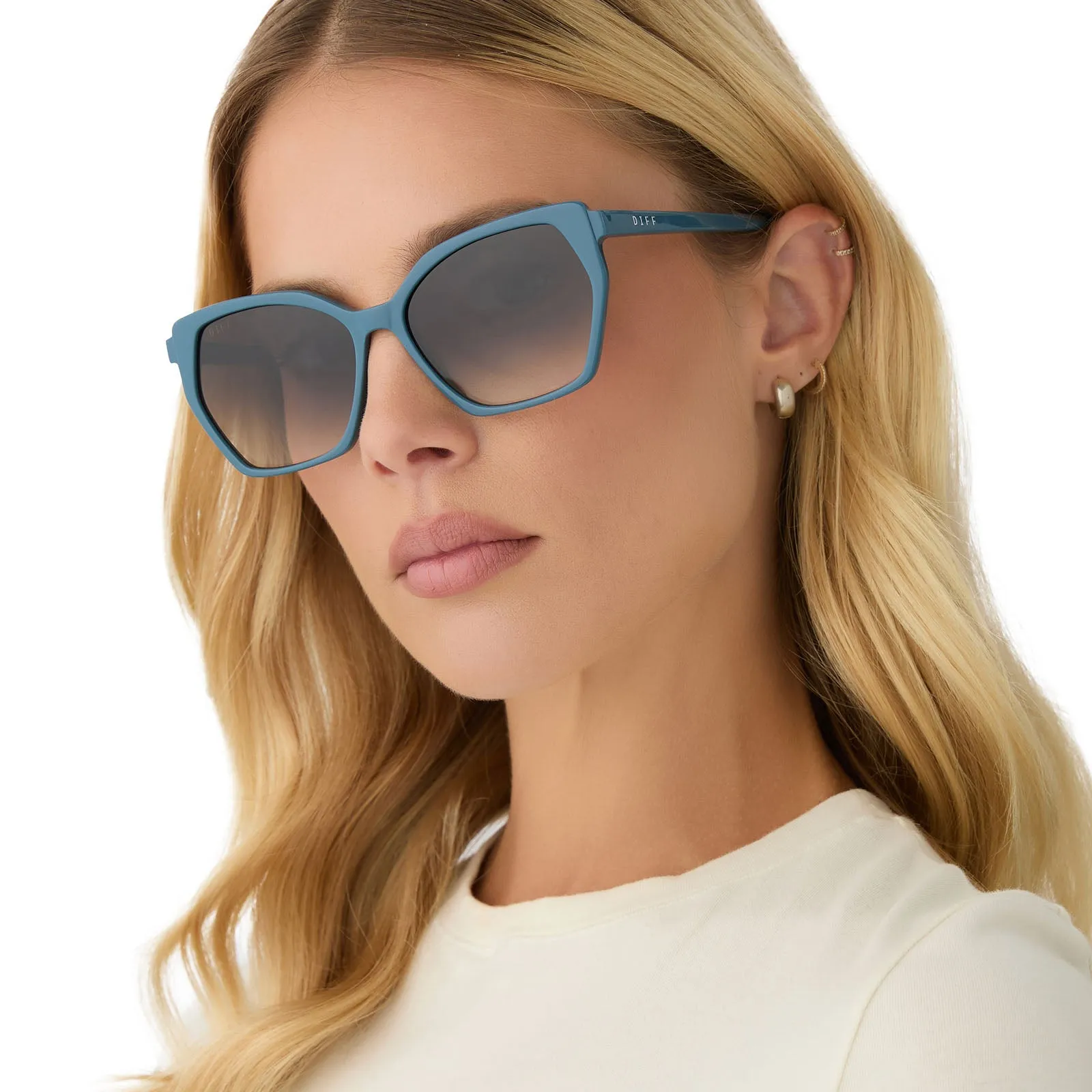 VERA - DEEP SPACE + GREY GRADIENT + POLARIZED SUNGLASSES sold by Diff Eyewear product image thumbnail 5