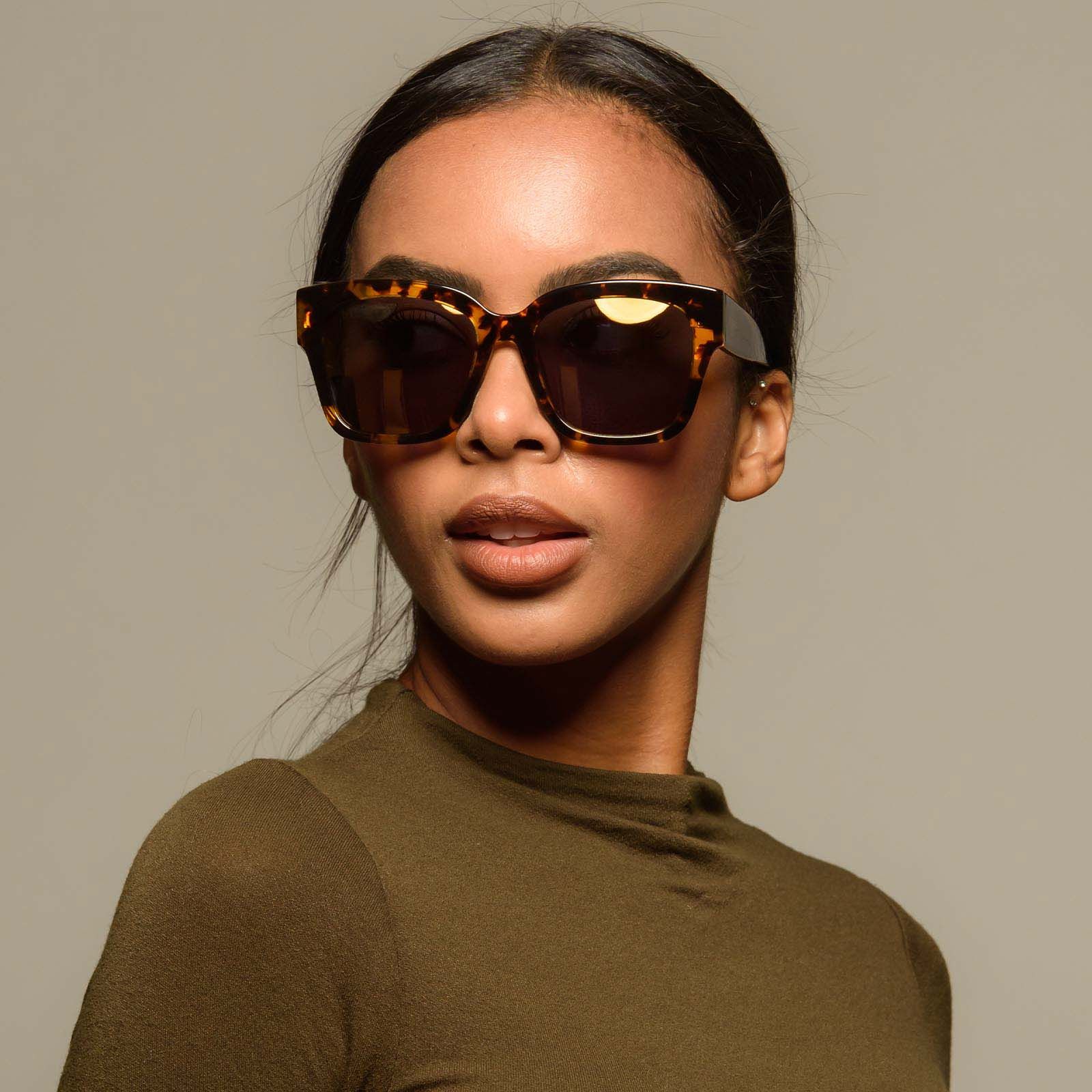 BELLA II - DARK TORTOISE + GOLD MIRROR + POLARIZED SUNGLASSES sold by Diff Eyewear product image thumbnail 10