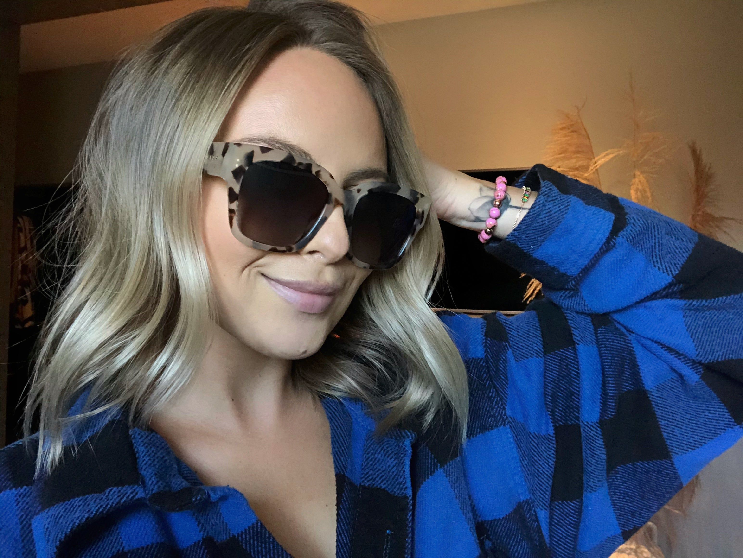 BELLA II - CREAM TORTOISE + GREY GRADIENT POLARIZED SUNGLASSES sold by Diff Eyewear product image thumbnail 8