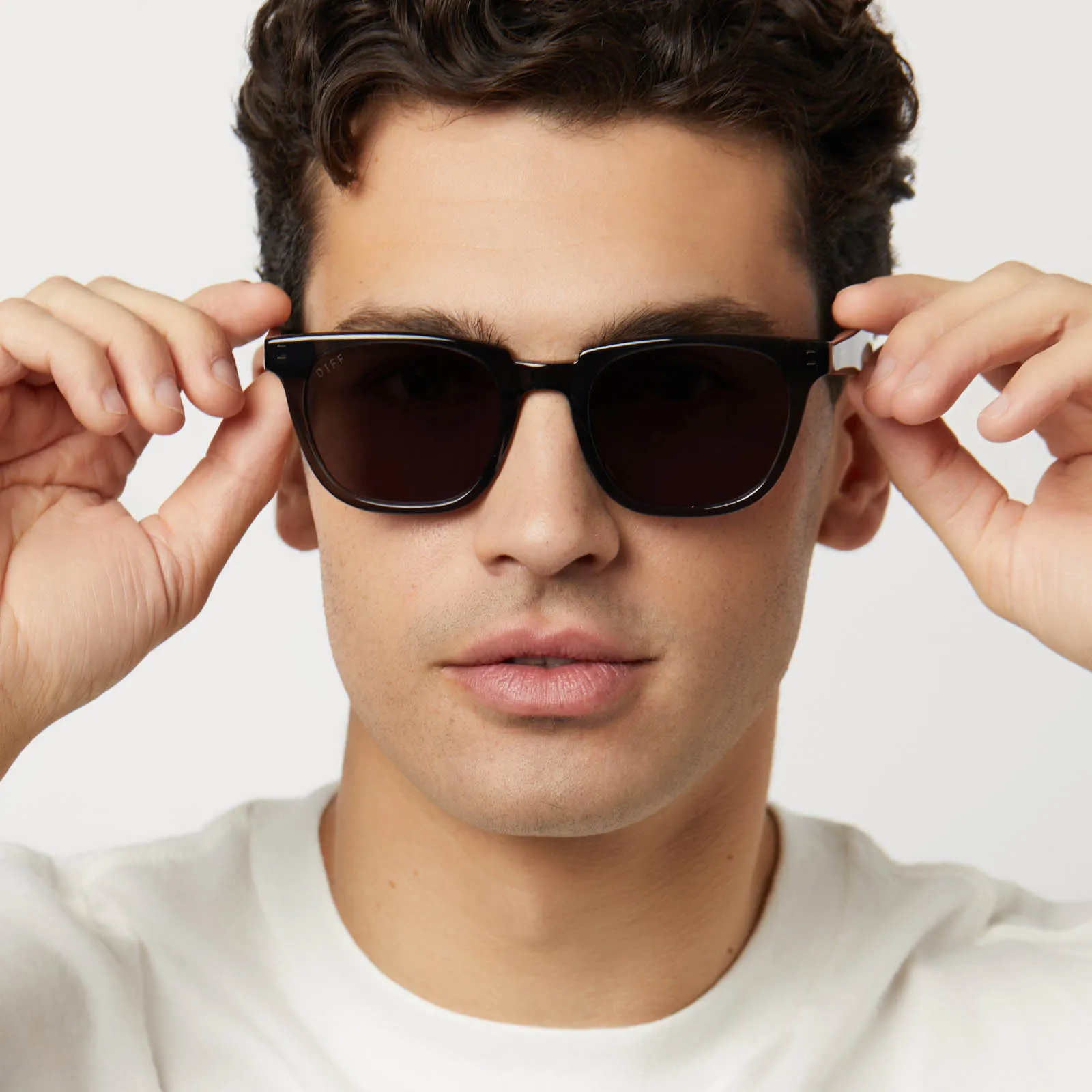 COLTON - BLACK SMOKE CRYSTAL + GREY + POLARIZED SUNGLASSES sold by Diff Eyewear product image thumbnail 5