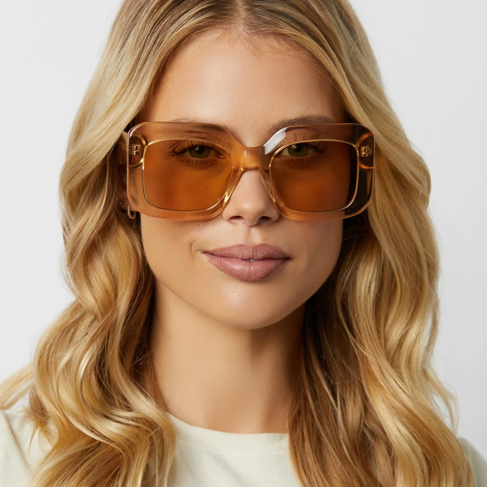 GIADA - HONEY CRYSTAL + HONEY CRYSTAL SUNGLASSES sold by Diff Eyewear product image thumbnail 5