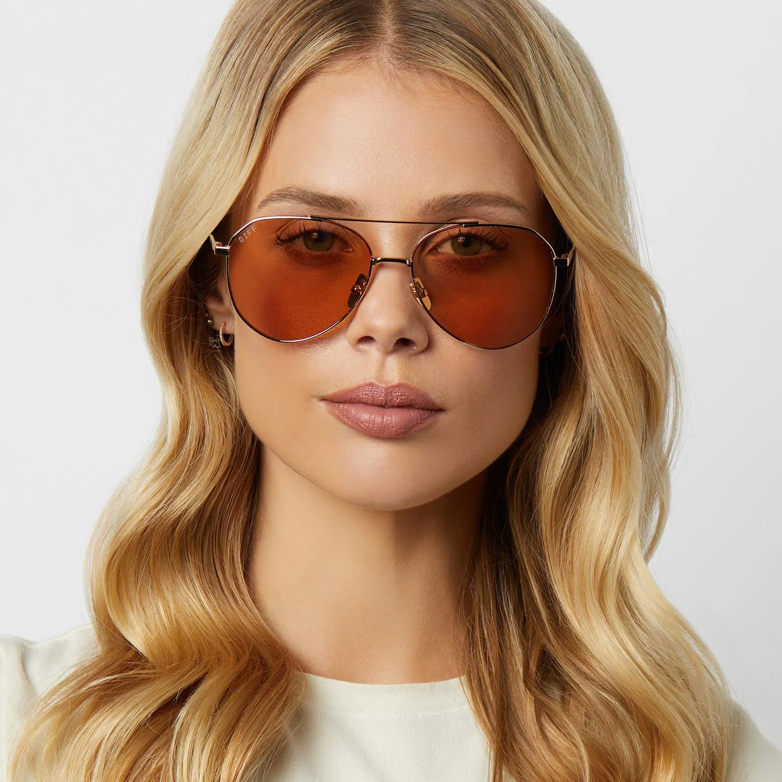 DASH XS - GOLD + HONEY CRYSTAL FLASH SUNGLASSES sold by Diff Eyewear product image thumbnail 5