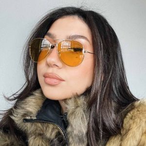 CRUZ - GOLD + HONEY BEE SUNGLASSES sold by Diff Eyewear