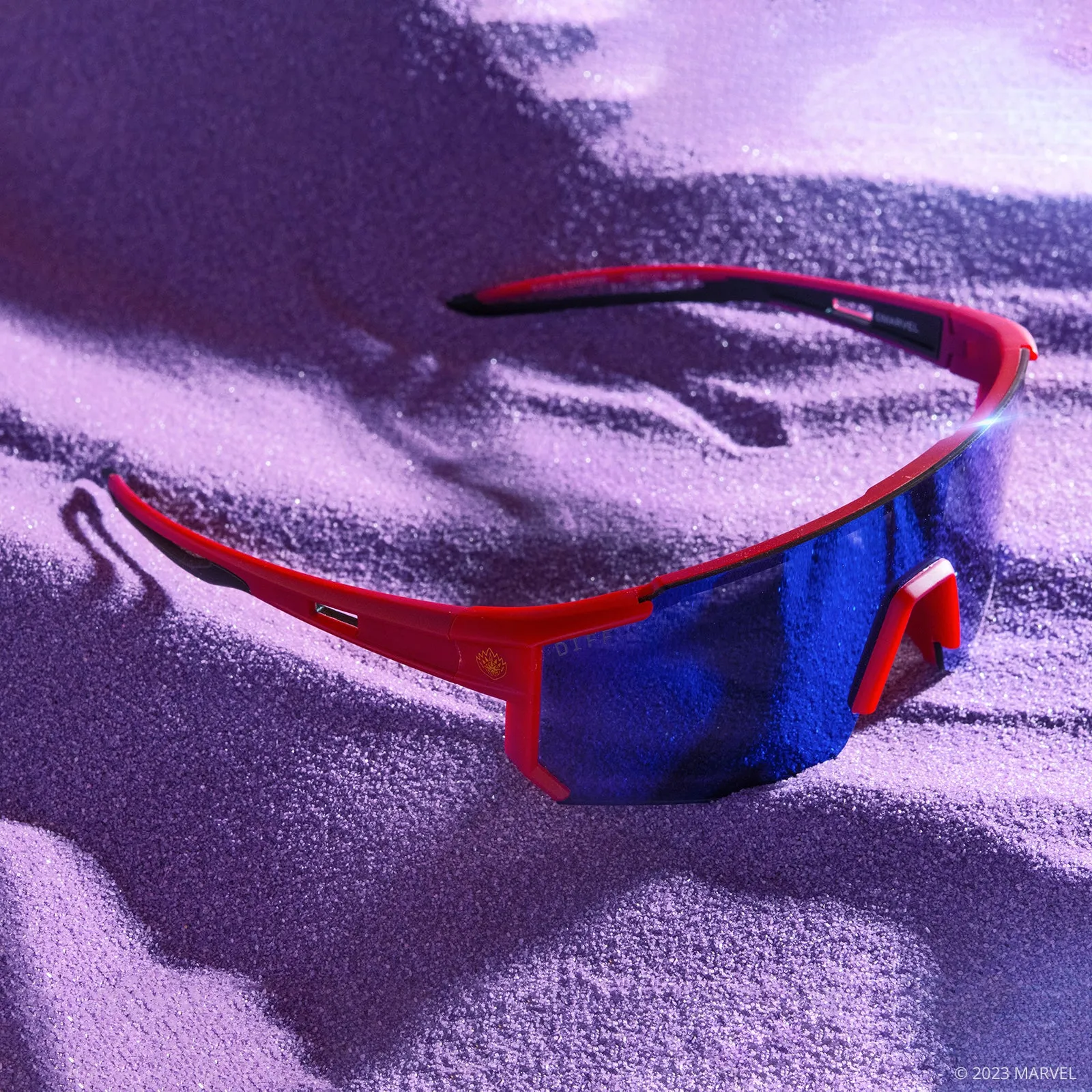 TEAM SUIT - DEEP SPACE BLACK/RED + SPACE BLUE MIRROR + POLARIZED SUNGLASSES sold by Diff Eyewear product image thumbnail 4
