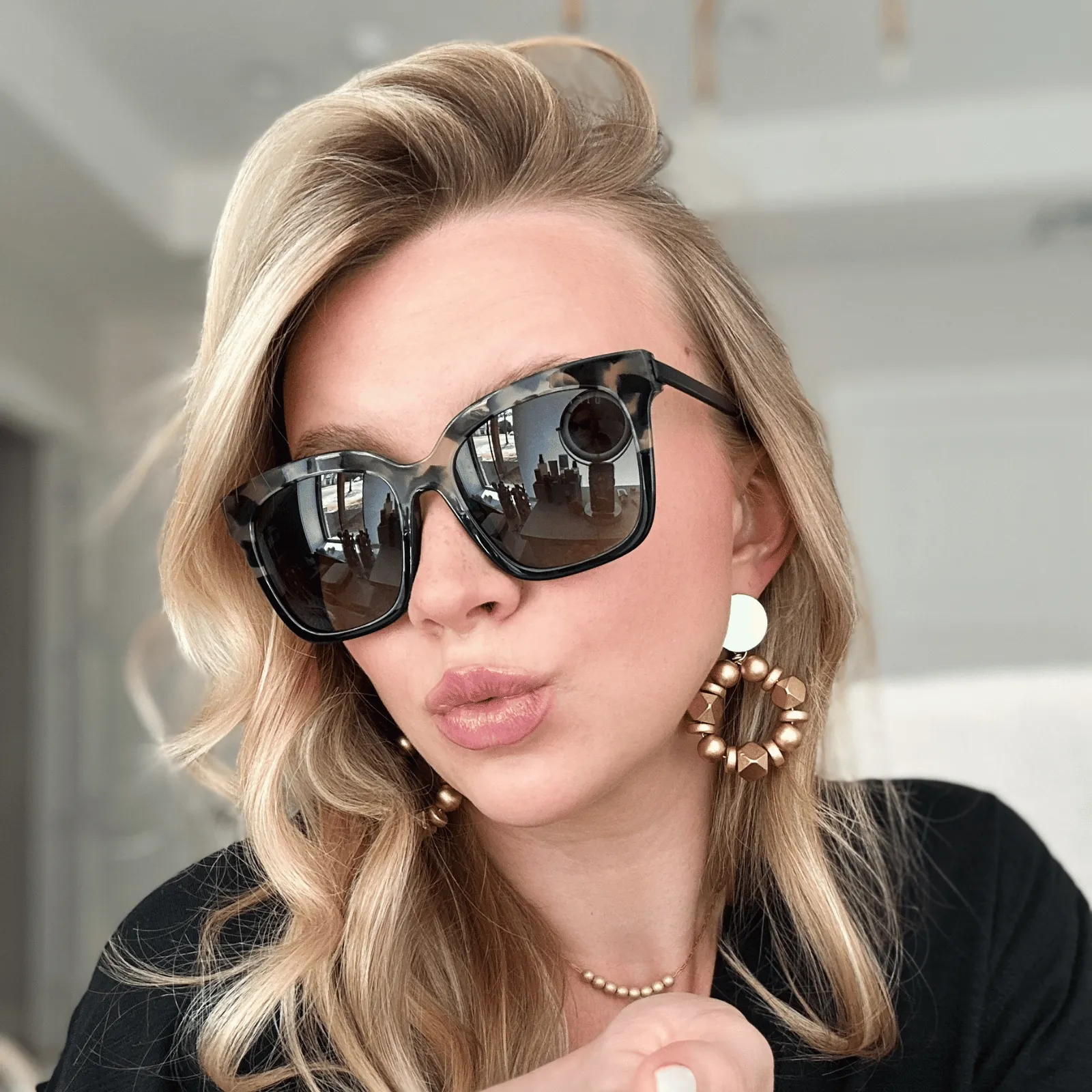 BELLA - GREY FADE + SMOKE GRADIENT + POLARIZED SUNGLASSES sold by Diff Eyewear product image thumbnail 4