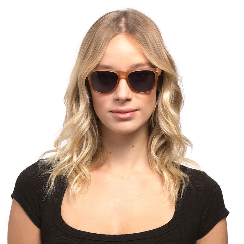 KOTA - CORAL + BLUE GREEN GRADIENT + POLARIZED sold by Diff Eyewear product image thumbnail 4