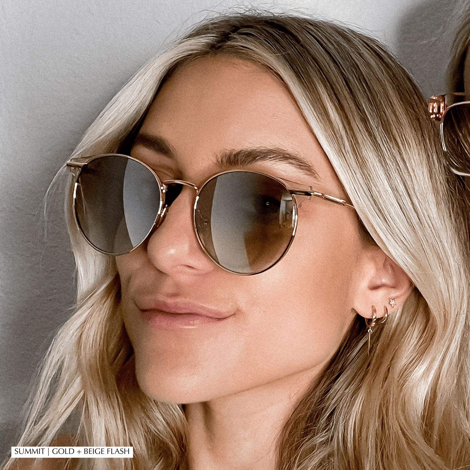 SUMMIT - MATTE BLACK + BLUE GRADIENT FLASH POLARIZED SUNGLASSES sold by Diff Eyewear product image thumbnail 9