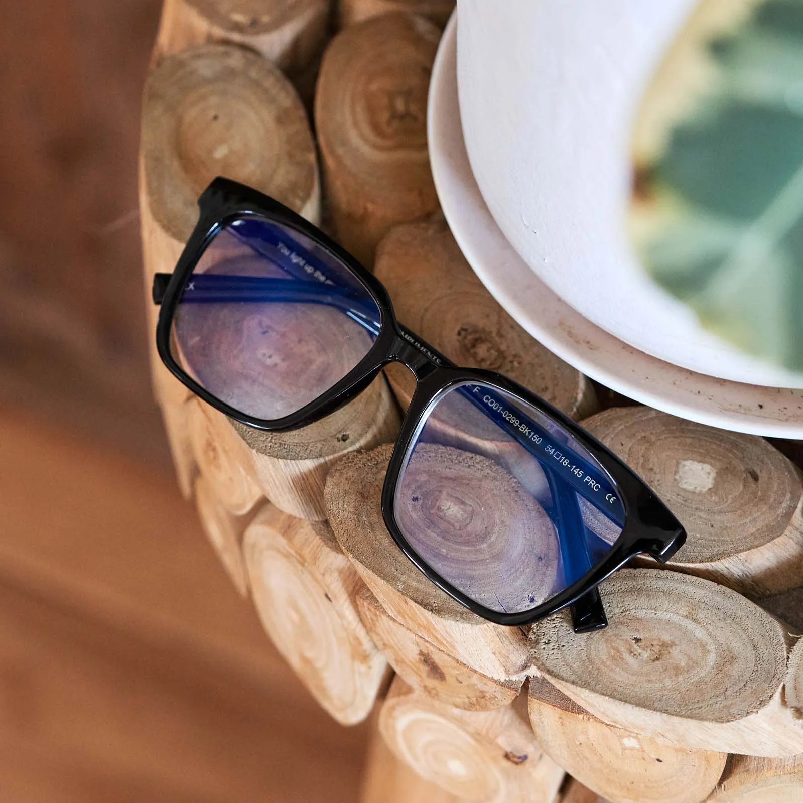 ALEX - BLACK + BLUE LIGHT READERS sold by Diff Eyewear product image thumbnail 4