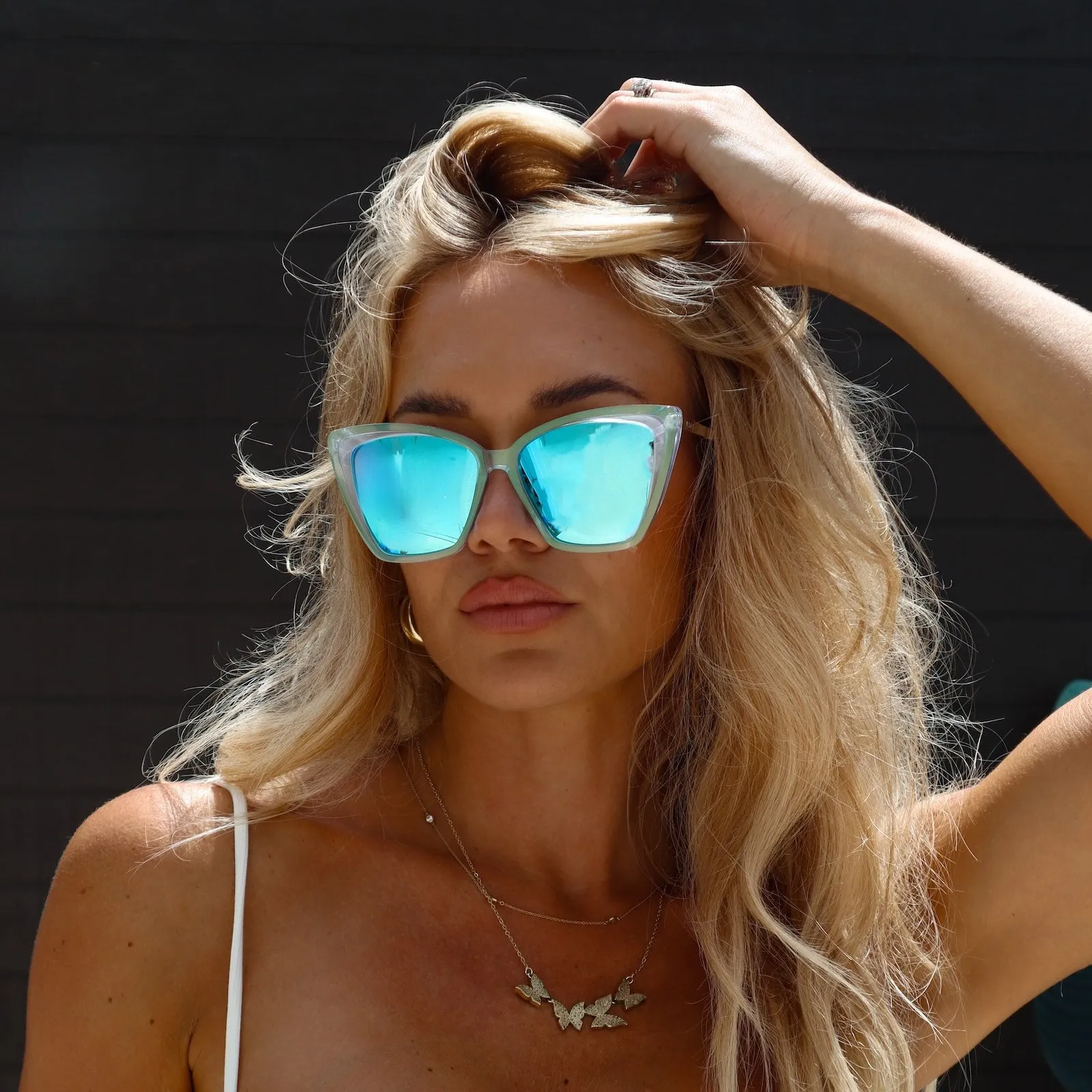 BECKY II - OPALESCENT TURQUOISE + TURQUOISE ICE MIRROR SUNGLASSES sold by Diff Eyewear product image thumbnail 5