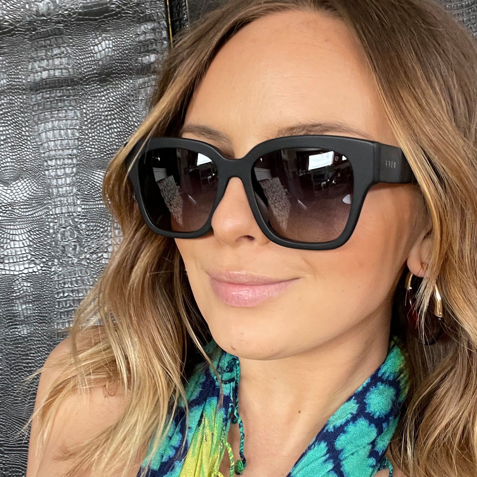 BELLA II - MATTE BLACK + AEGEAN BLUE GRADIENT FLASH SUNGLASSES sold by Diff Eyewear product image thumbnail 5