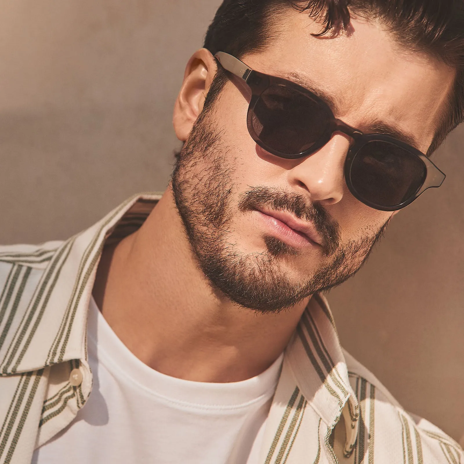 ARLO XL - BLACK SMOKE CRYSTAL + GREY + POLARIZED SUNGLASSES sold by Diff Eyewear product image thumbnail 5