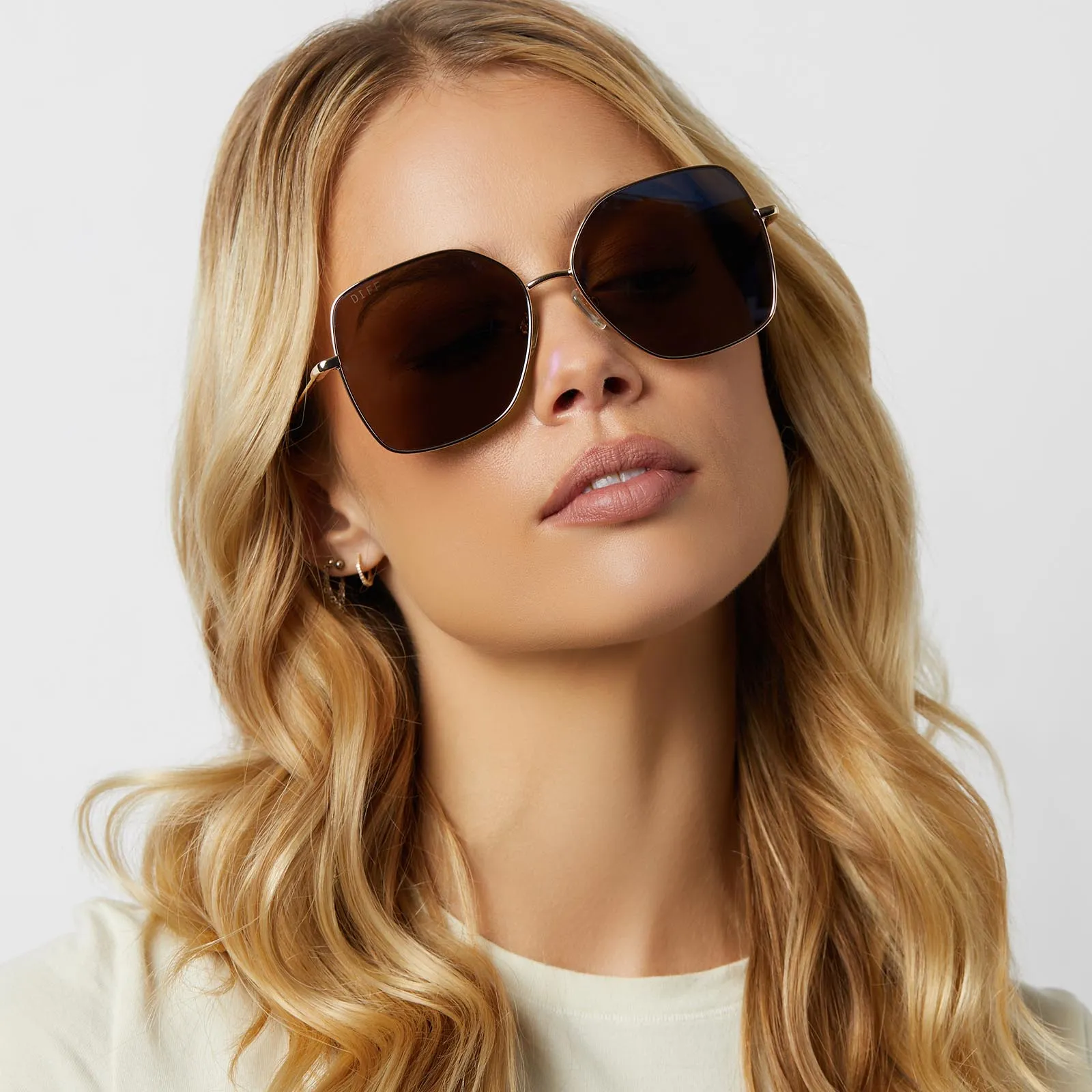 IRIS - GOLD + PURPLE MIRROR SUNGLASSES sold by Diff Eyewear product image thumbnail 5