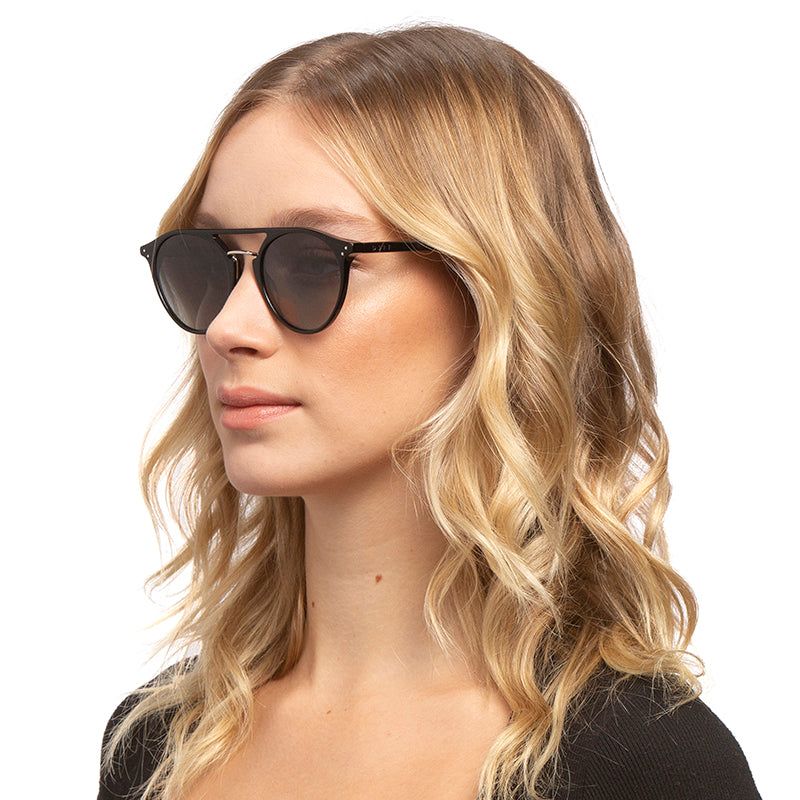 MASON - AMBER TORTOISE + BLUE STEEL GRADIENT + POLARIZED SUNGLASSES sold by Diff Eyewear product image thumbnail 8