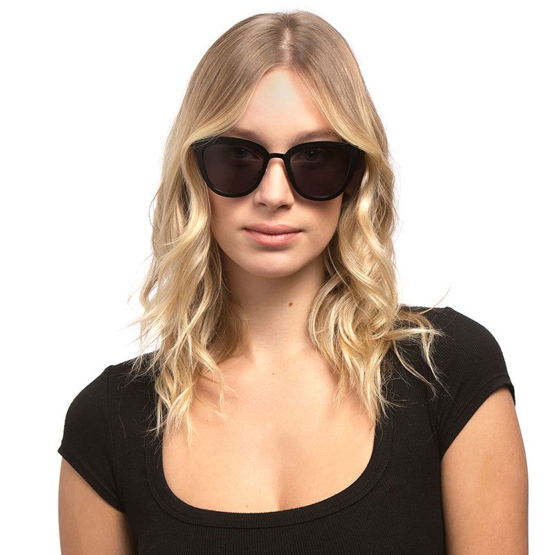 LILY - POLISHED BLACK + DARK SMOKE POLARIZED SUNGLASSES sold by Diff Eyewear product image thumbnail 8