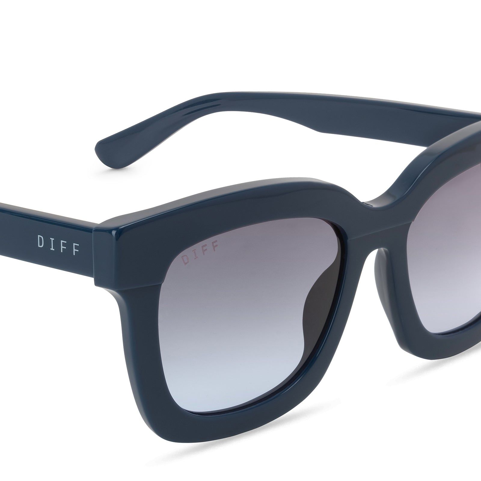 CARSON - POSEIDON + BLUE GRADIENT SUNGLASSES sold by Diff Eyewear product image thumbnail 3