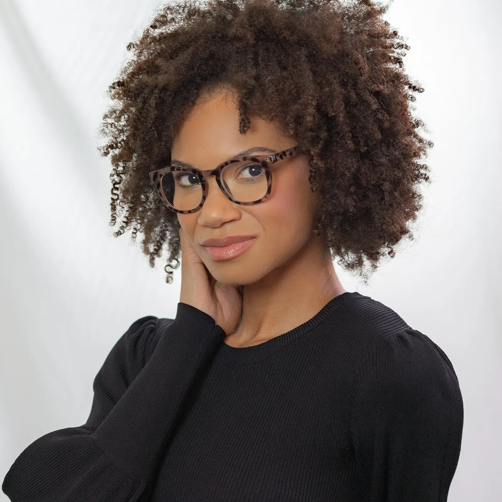 ROWAN - BEIGE TORTOISE + BLUE LIGHT READERS sold by Diff Eyewear product image thumbnail 5