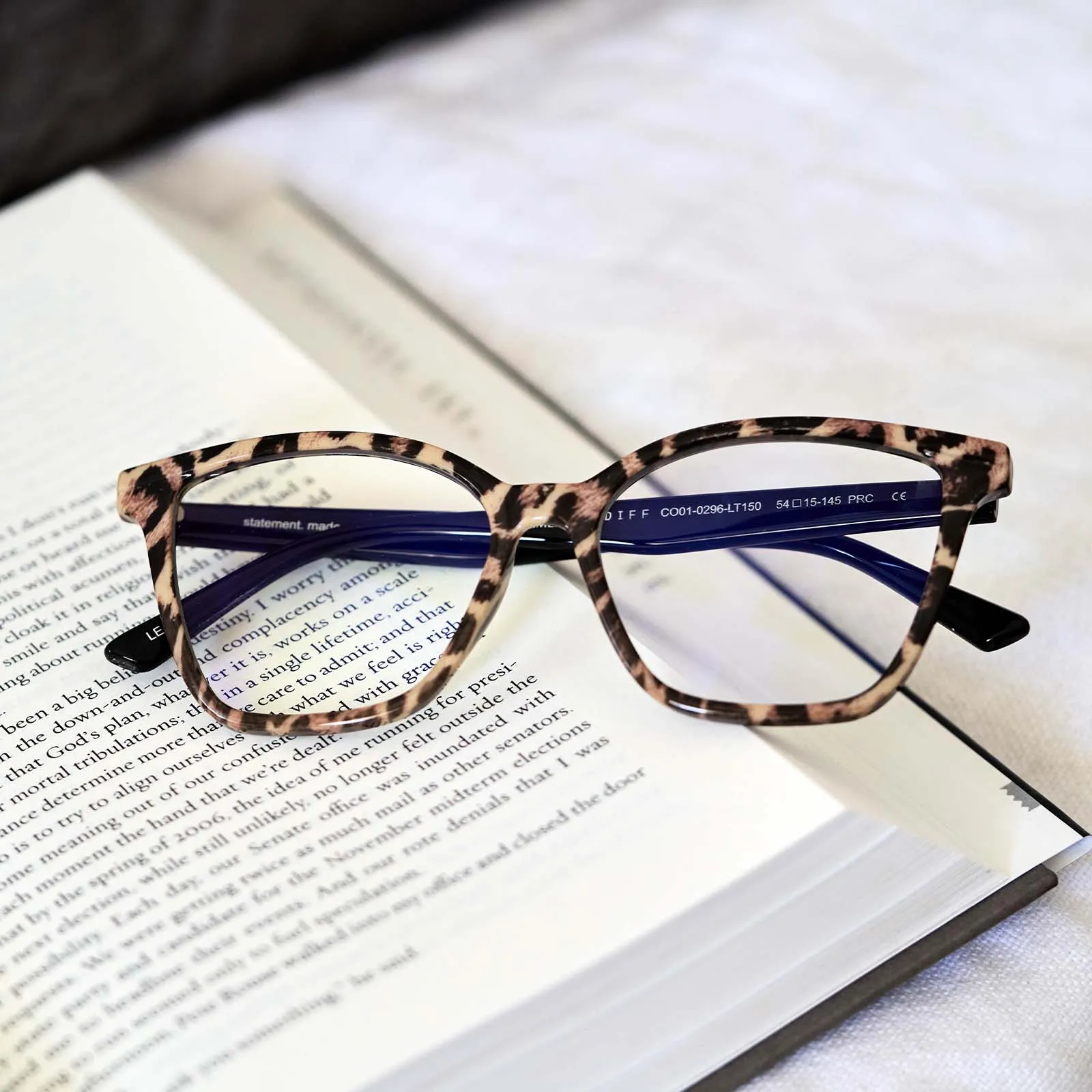 LEAH - LEOPARD TORTOISE + BLUE LIGHT READERS sold by Diff Eyewear product image thumbnail 5