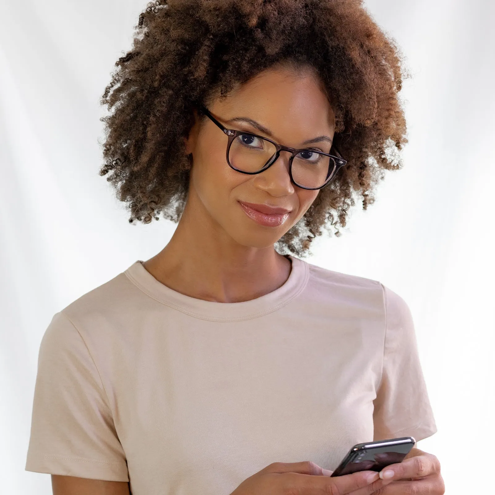 GRIFFIN - SMOKE CRYSTAL + BLUE LIGHT READERS sold by Diff Eyewear product image thumbnail 5