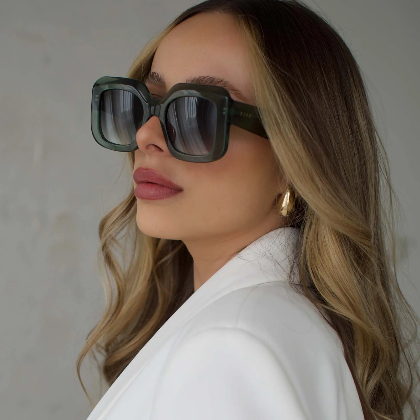 GIADA - SAGE CRYSTAL + G15 GRADIENT SUNGLASSES sold by Diff Eyewear product image thumbnail 5