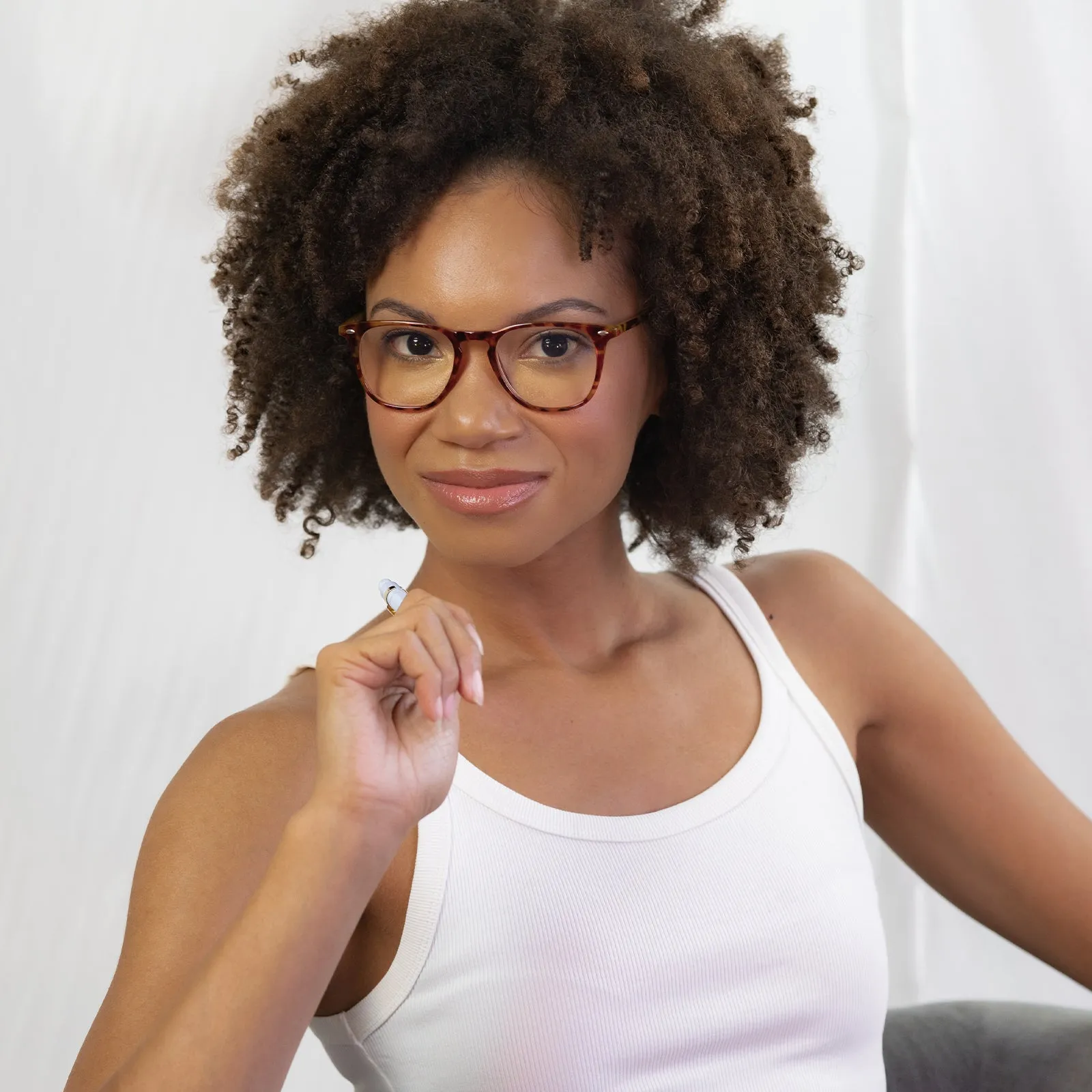 GRIFFIN - AMBER TORTOISE + BLUE LIGHT READERS sold by Diff Eyewear product image thumbnail 5