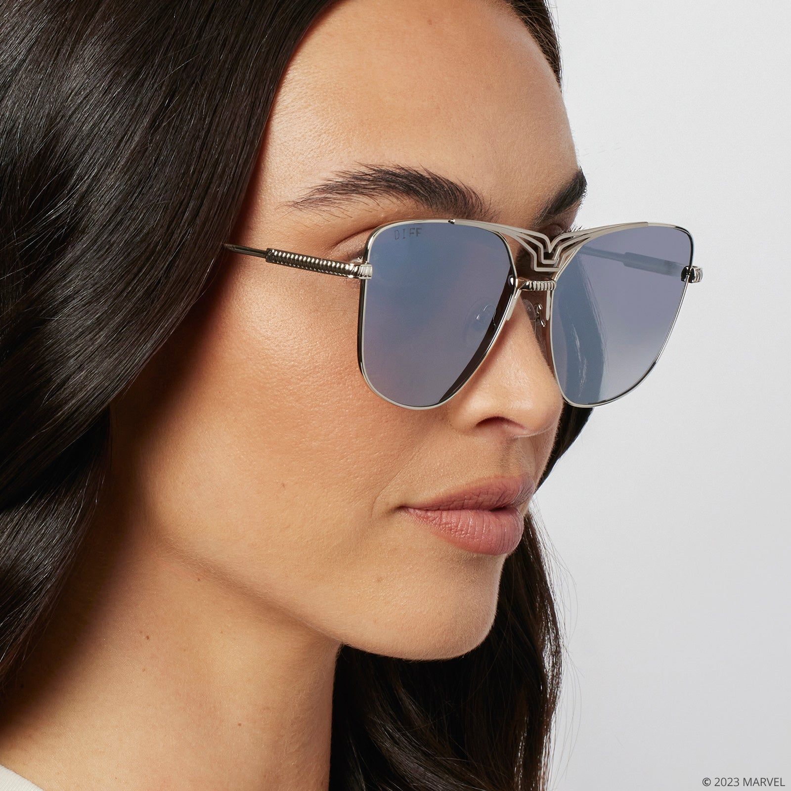 THOR - SILVER + GREY GRADIENT SILVER FLASH + POLARIZED SUNGLASSES sold by Diff Eyewear product image thumbnail 5