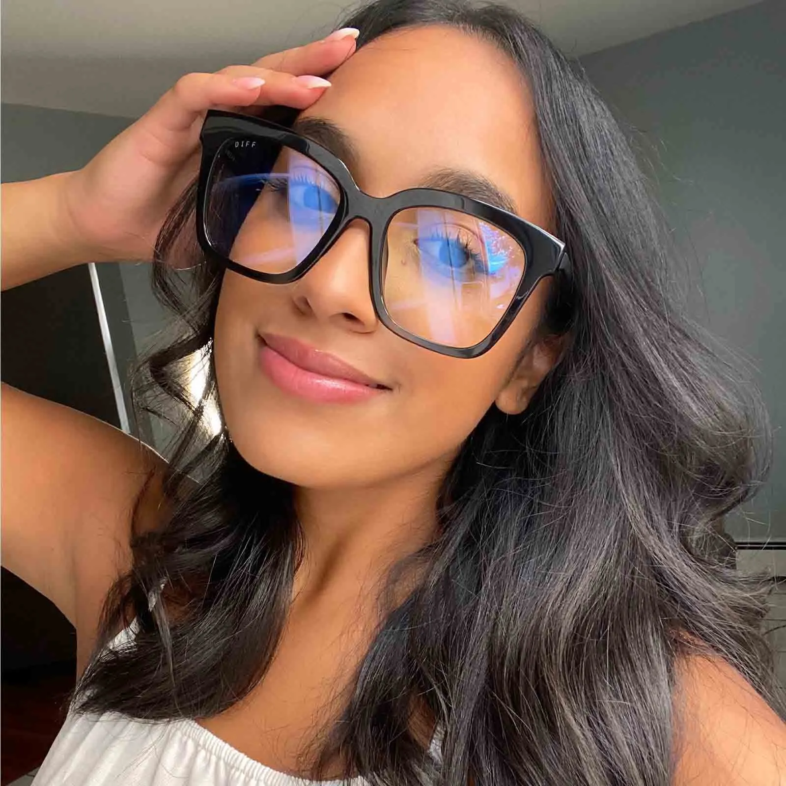BELLA - BLACK + BLUE LIGHT TECHNOLOGY GLASSES sold by Diff Eyewear product image thumbnail 5