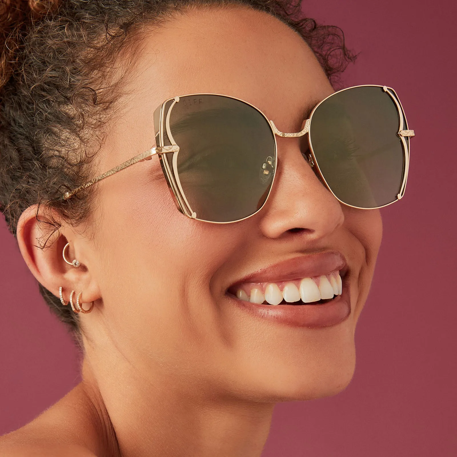 TIANA - GOLD + GREEN GRADIENT W LIGHT GOLD FLASH + POLARIZED SUNGLASSES sold by Diff Eyewear product image thumbnail 5